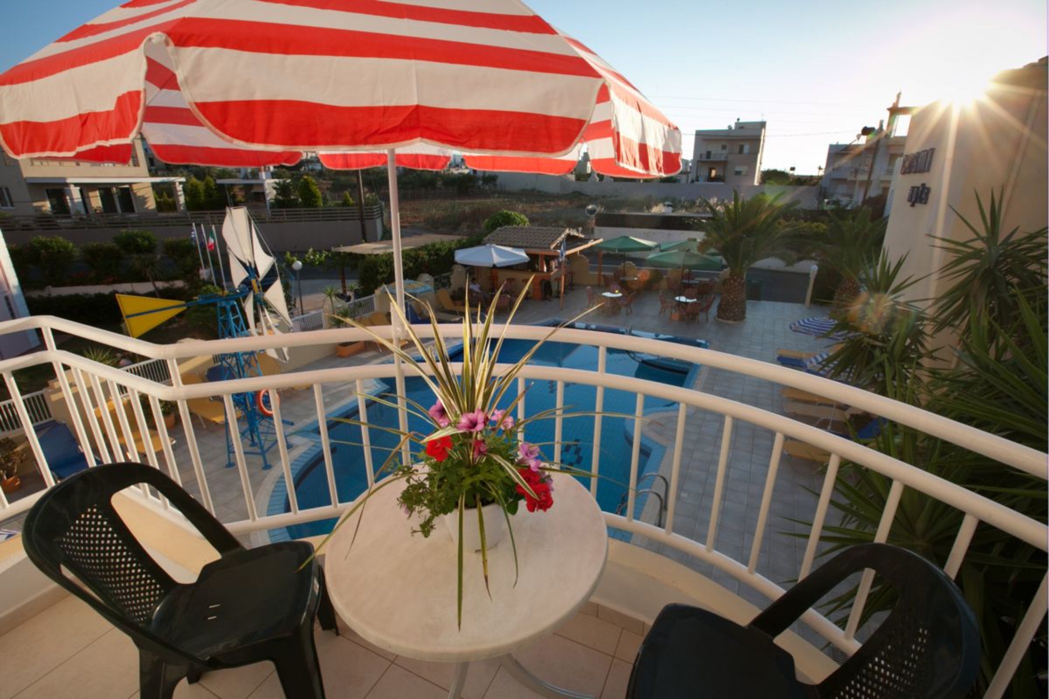 Cosmi Apartments By Estia