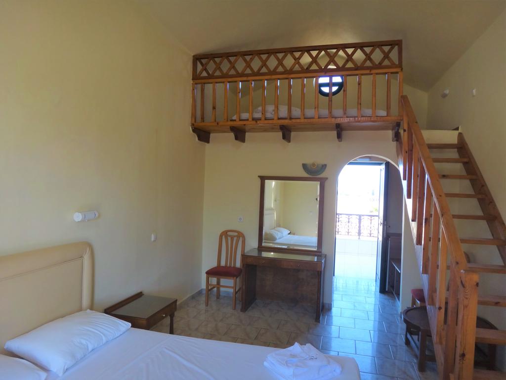 Diogenis Blue Palace Hotel