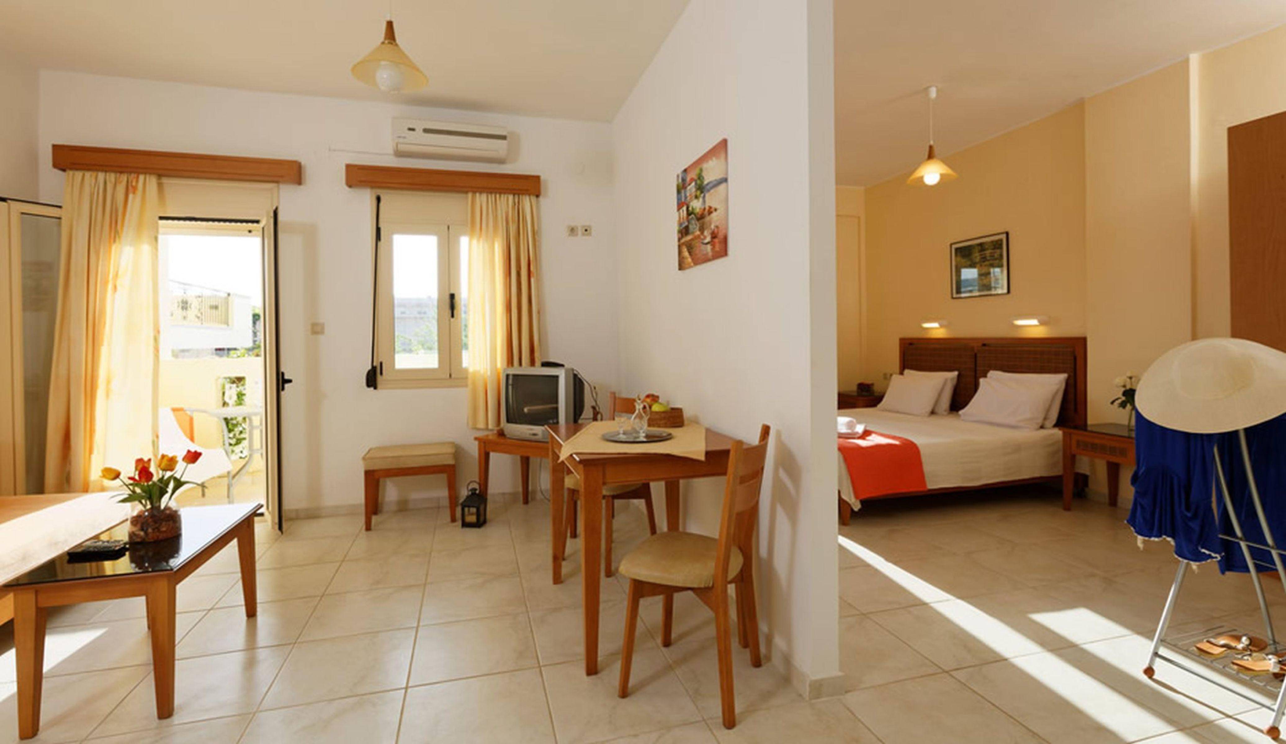 Fotis Studios & Apartments