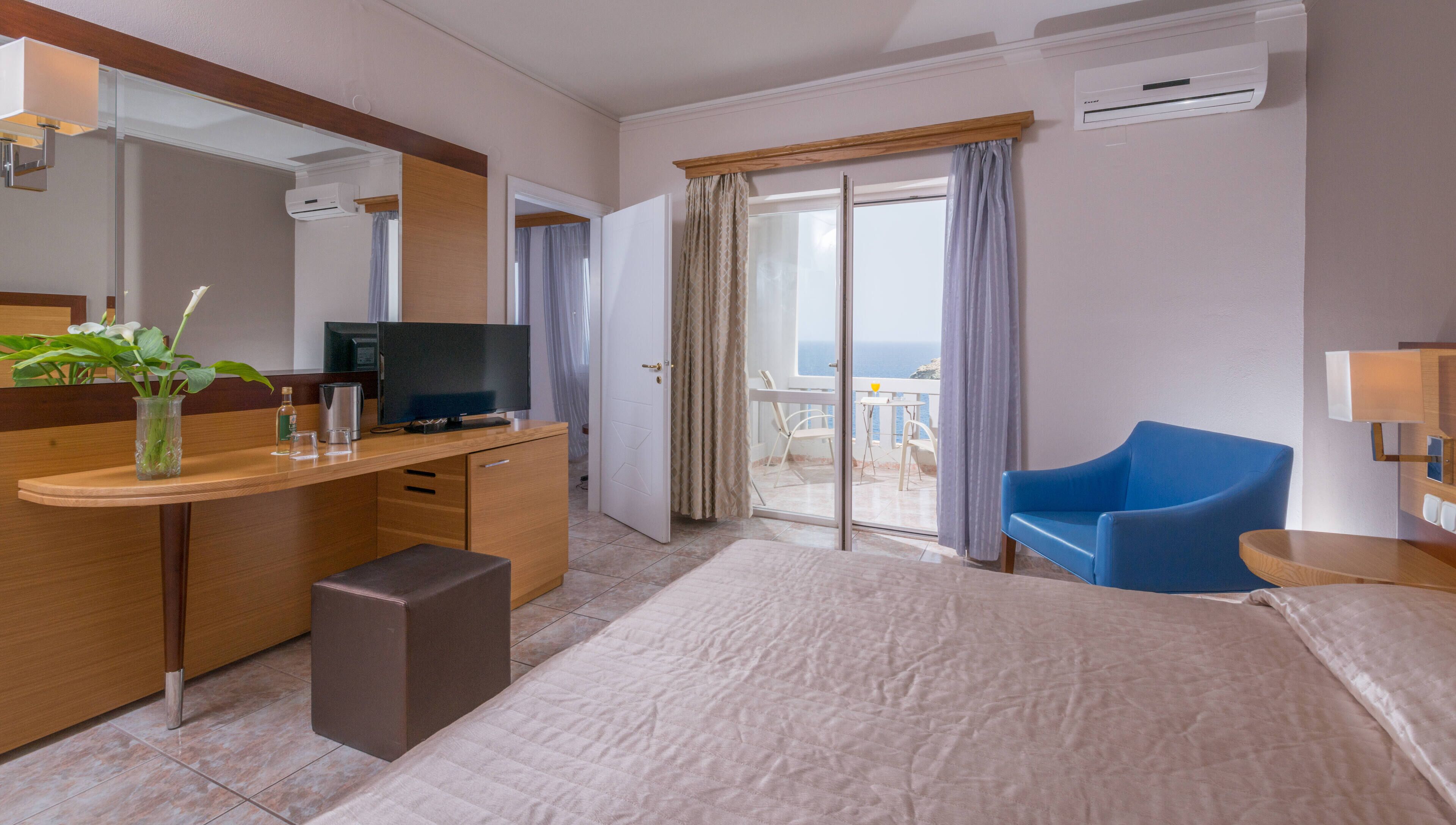 Athina Palace Resort & Spa