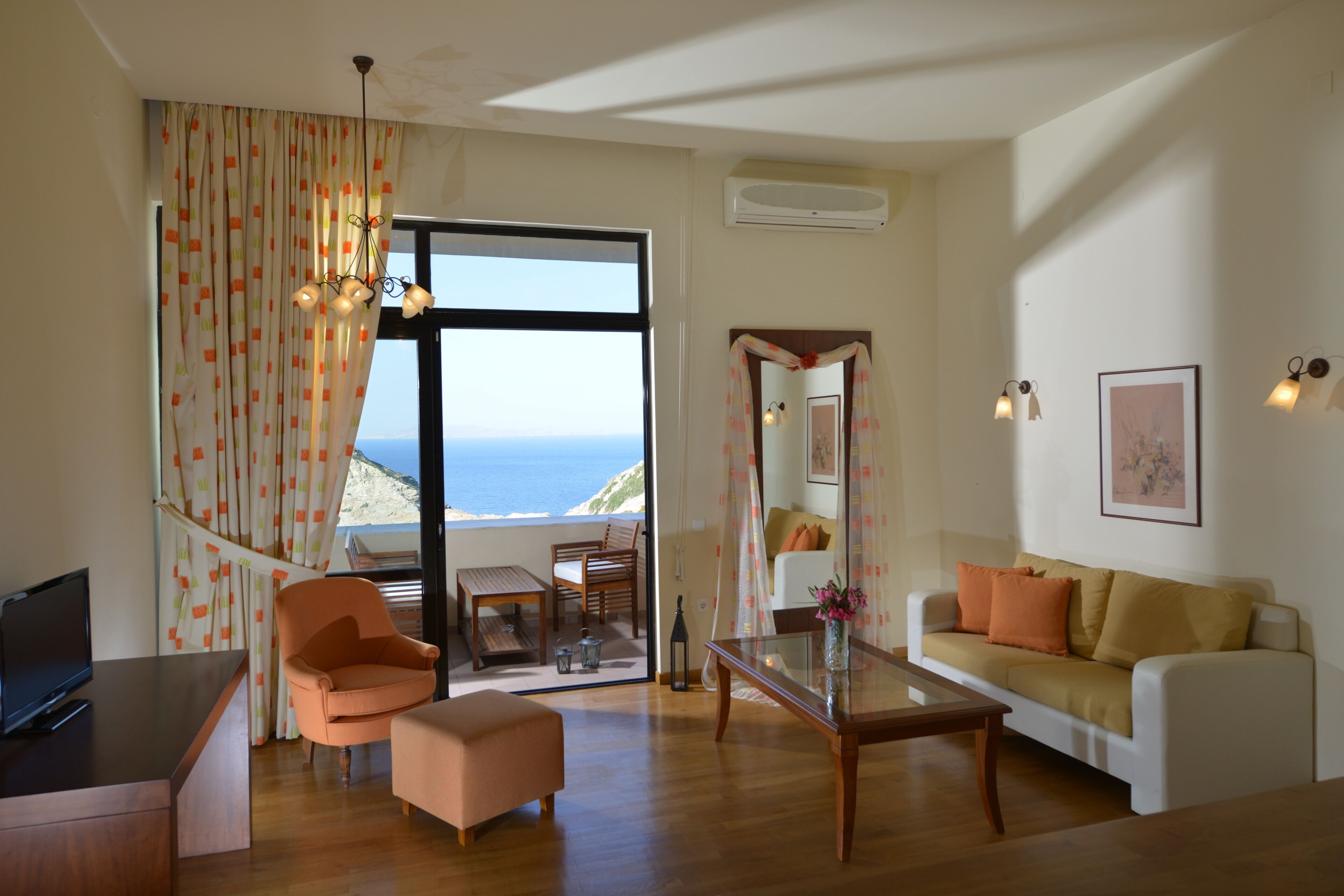 Athina Palace Resort & Spa