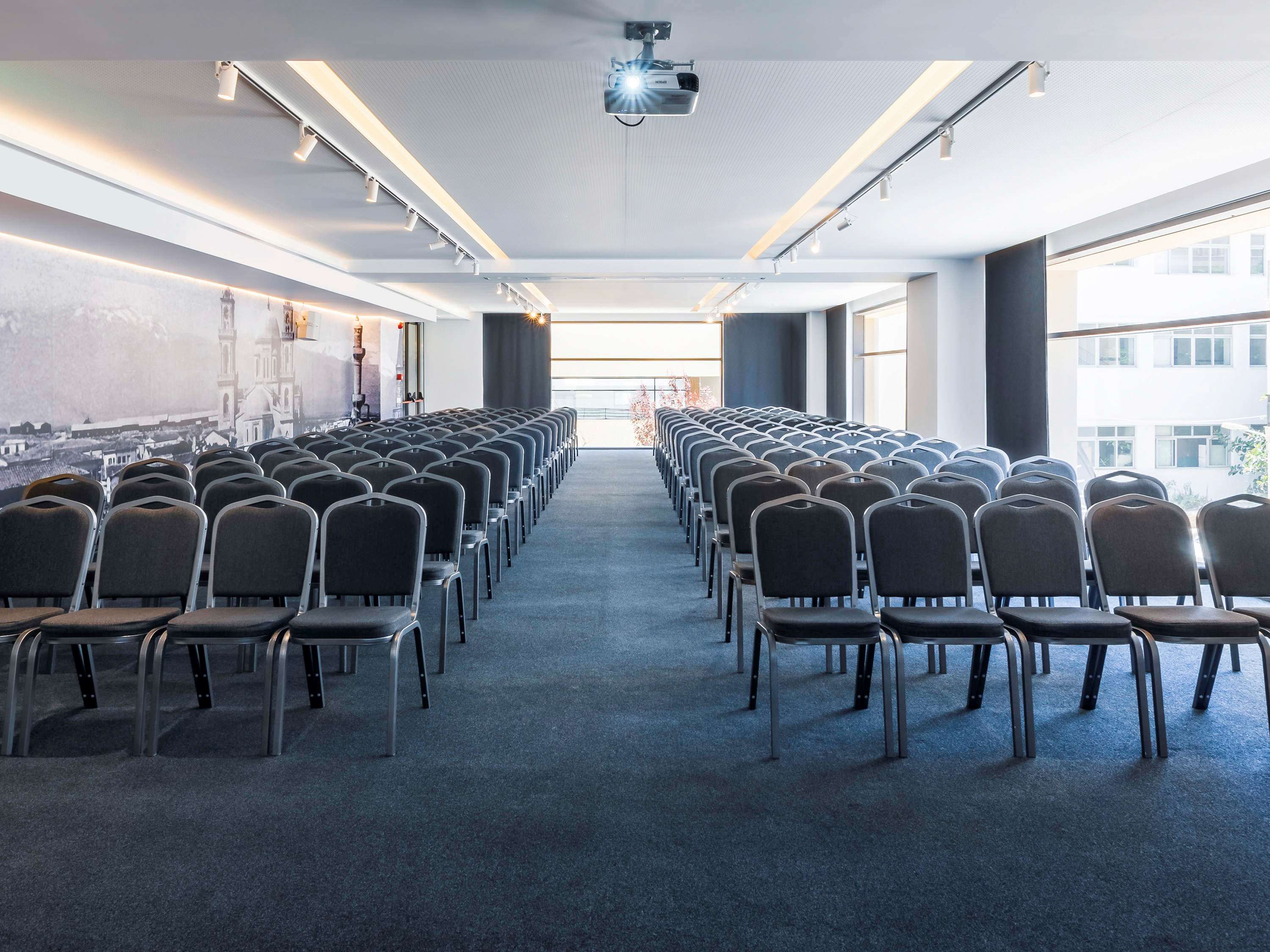 ibis Styles Heraklion Central Hotel