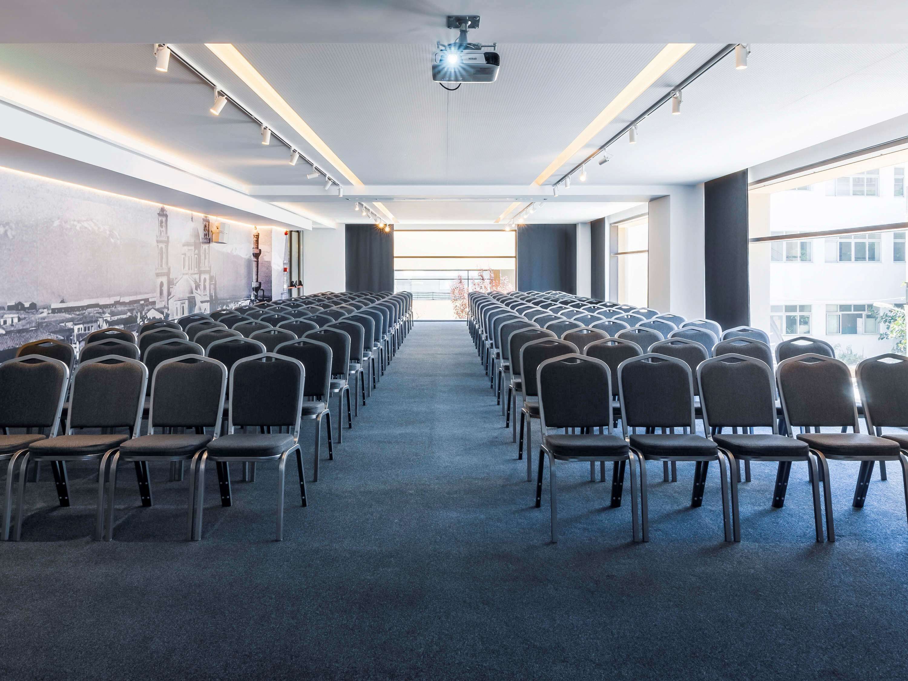 ibis Styles Heraklion Central Hotel