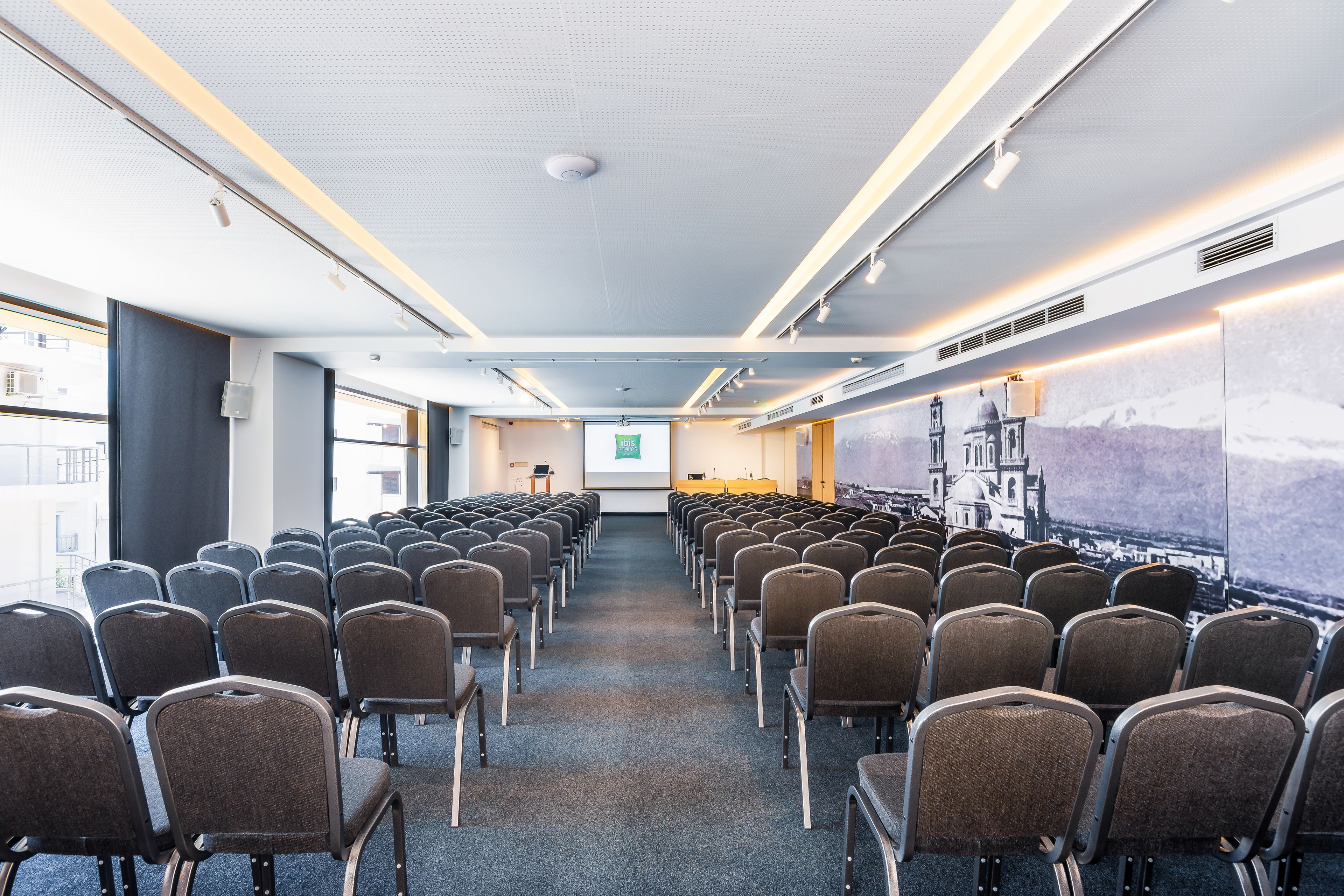 ibis Styles Heraklion Central Hotel