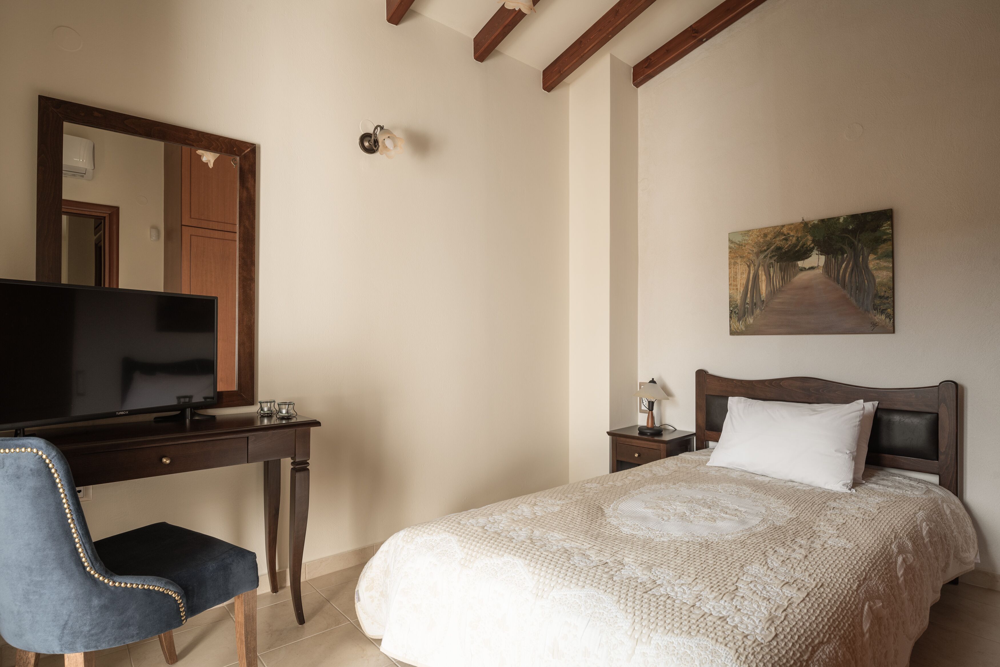 Manili Boutique Suites & Villas