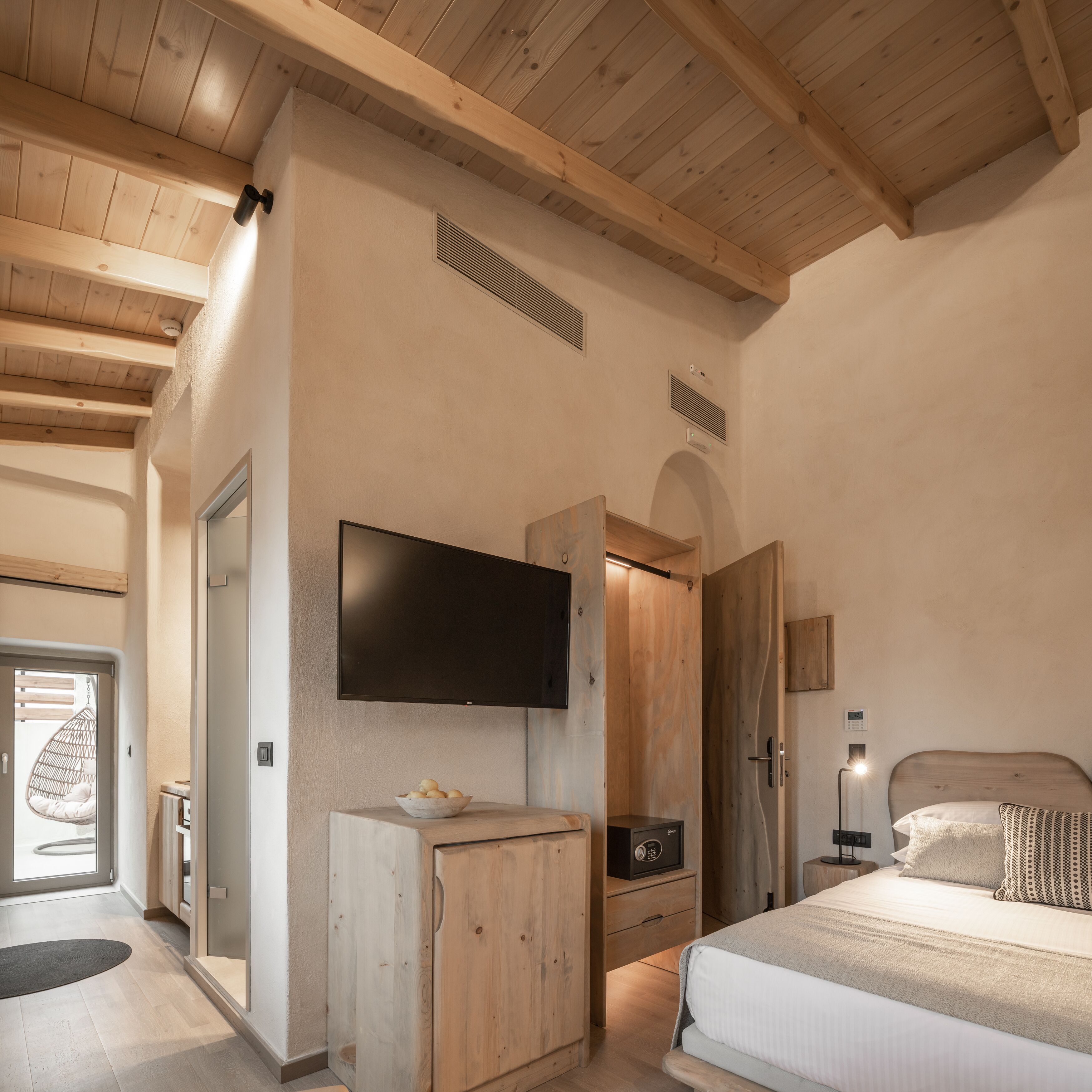 Manili Boutique Suites & Villas