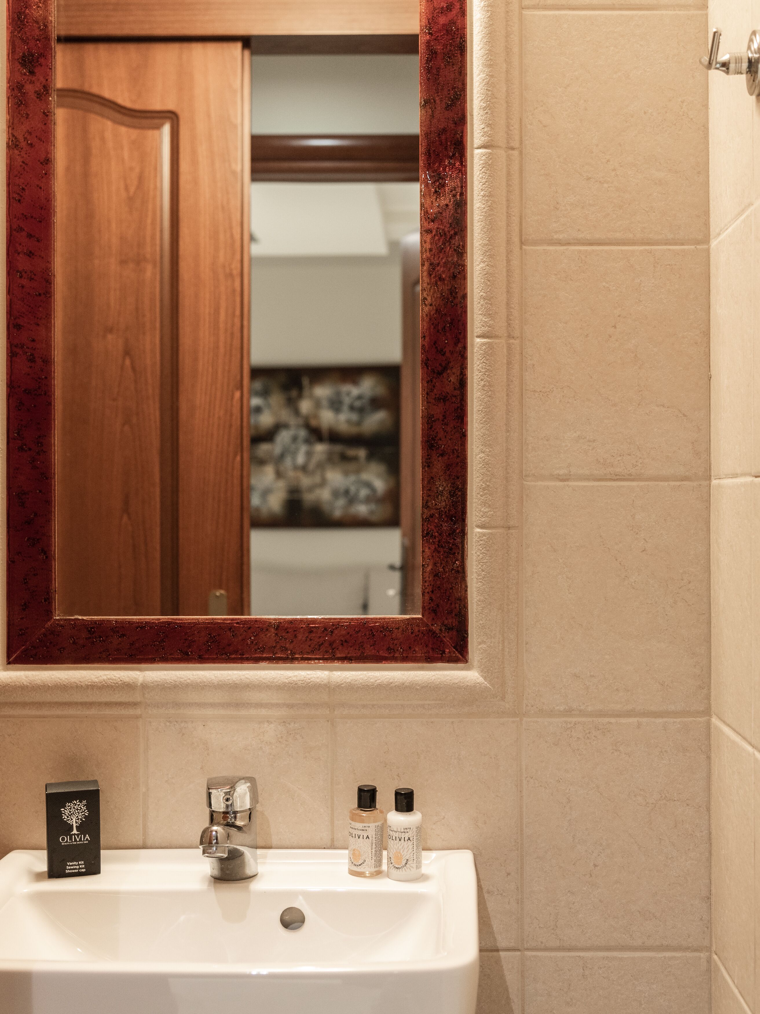 Manili Boutique Suites & Villas