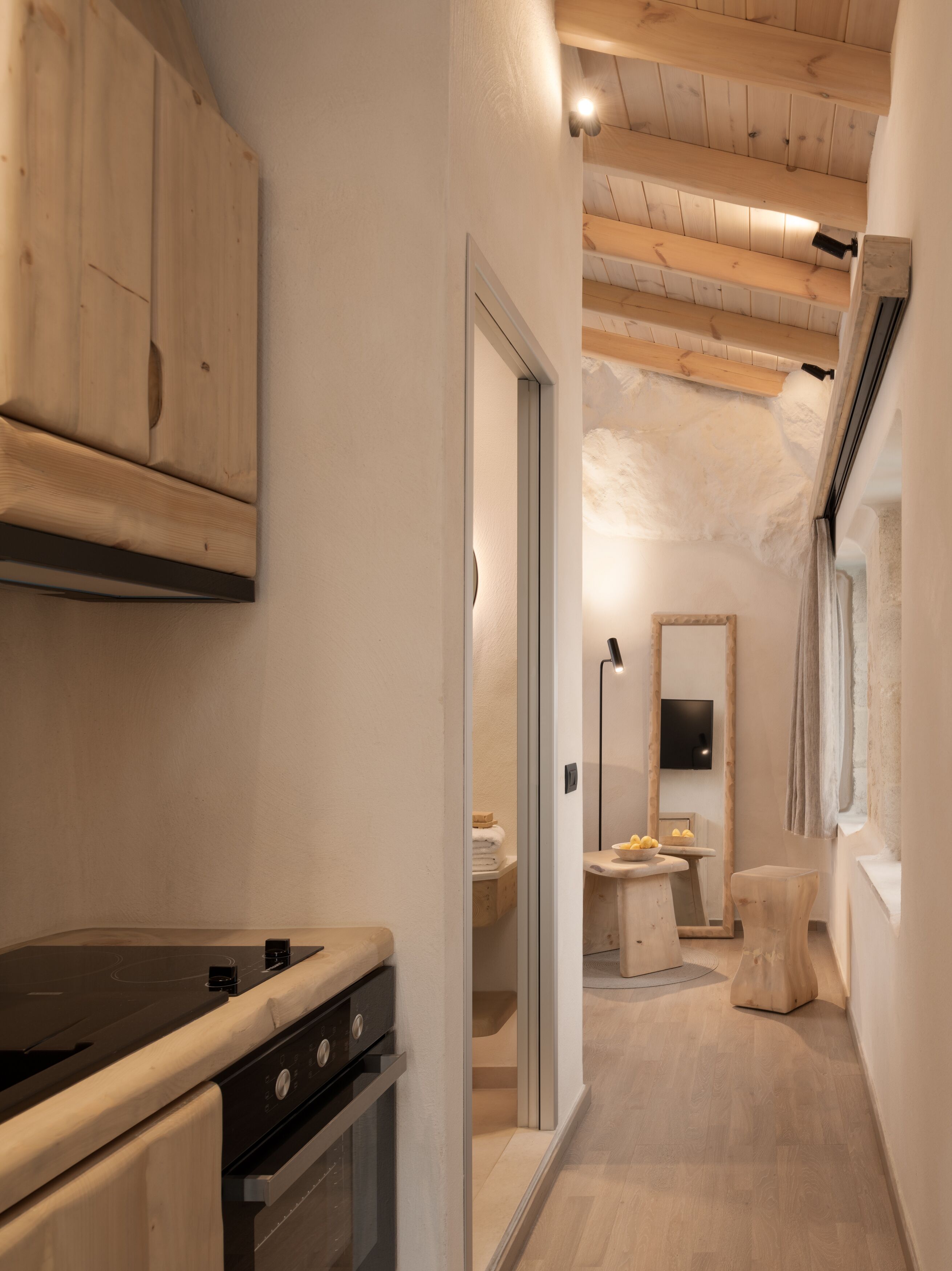 Manili Boutique Suites & Villas