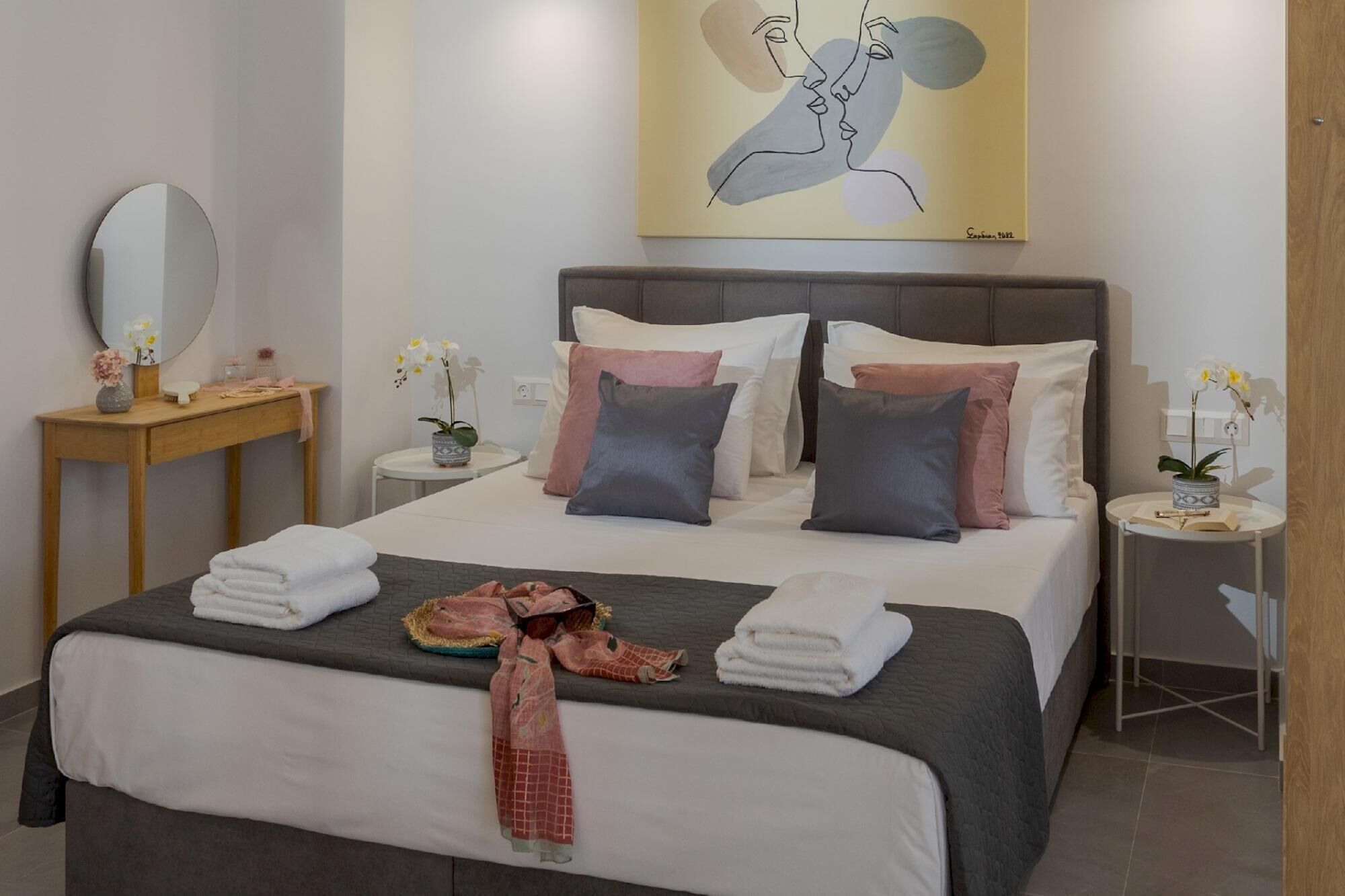 Myra Mare White Suite by Estia