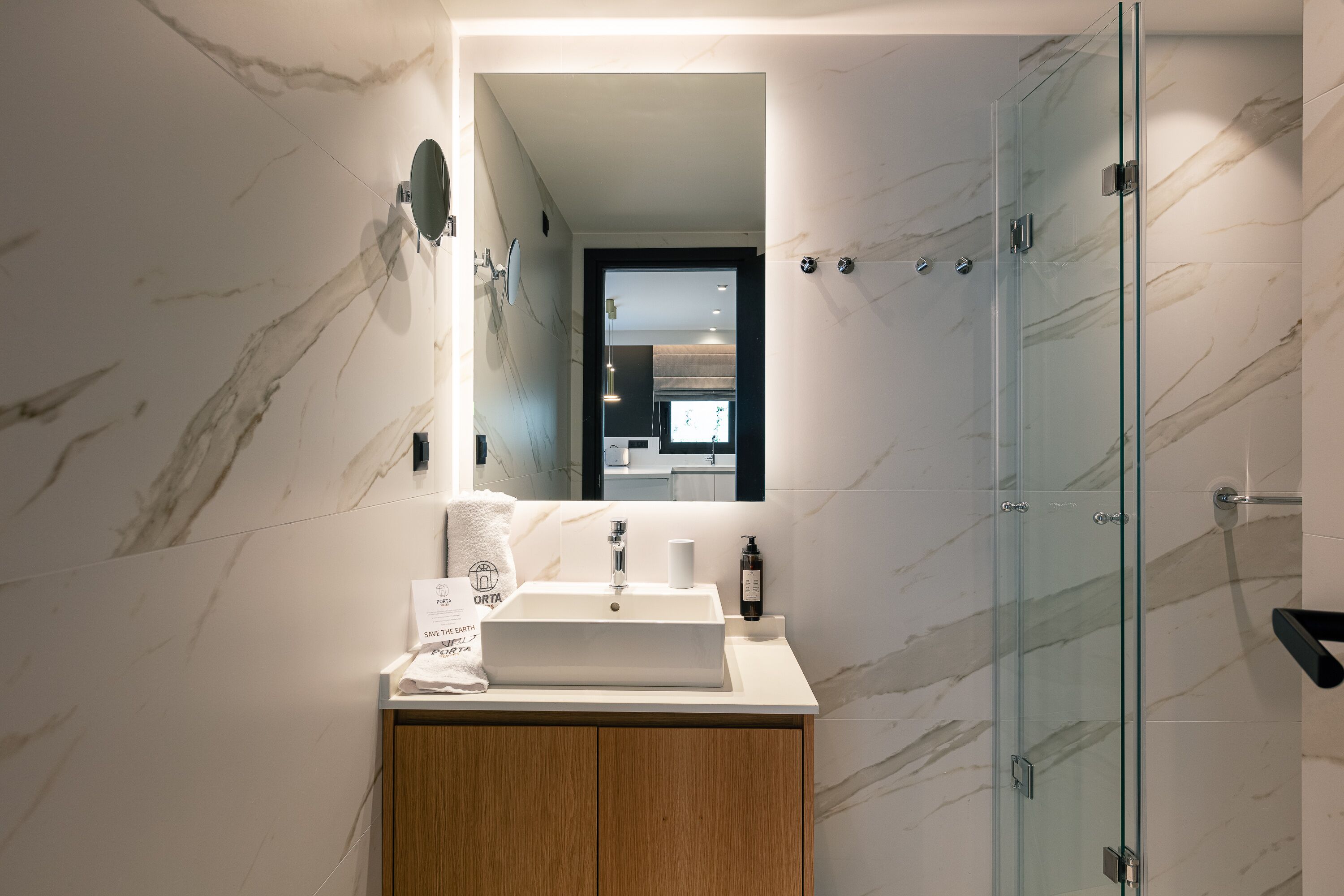 Porta Suites