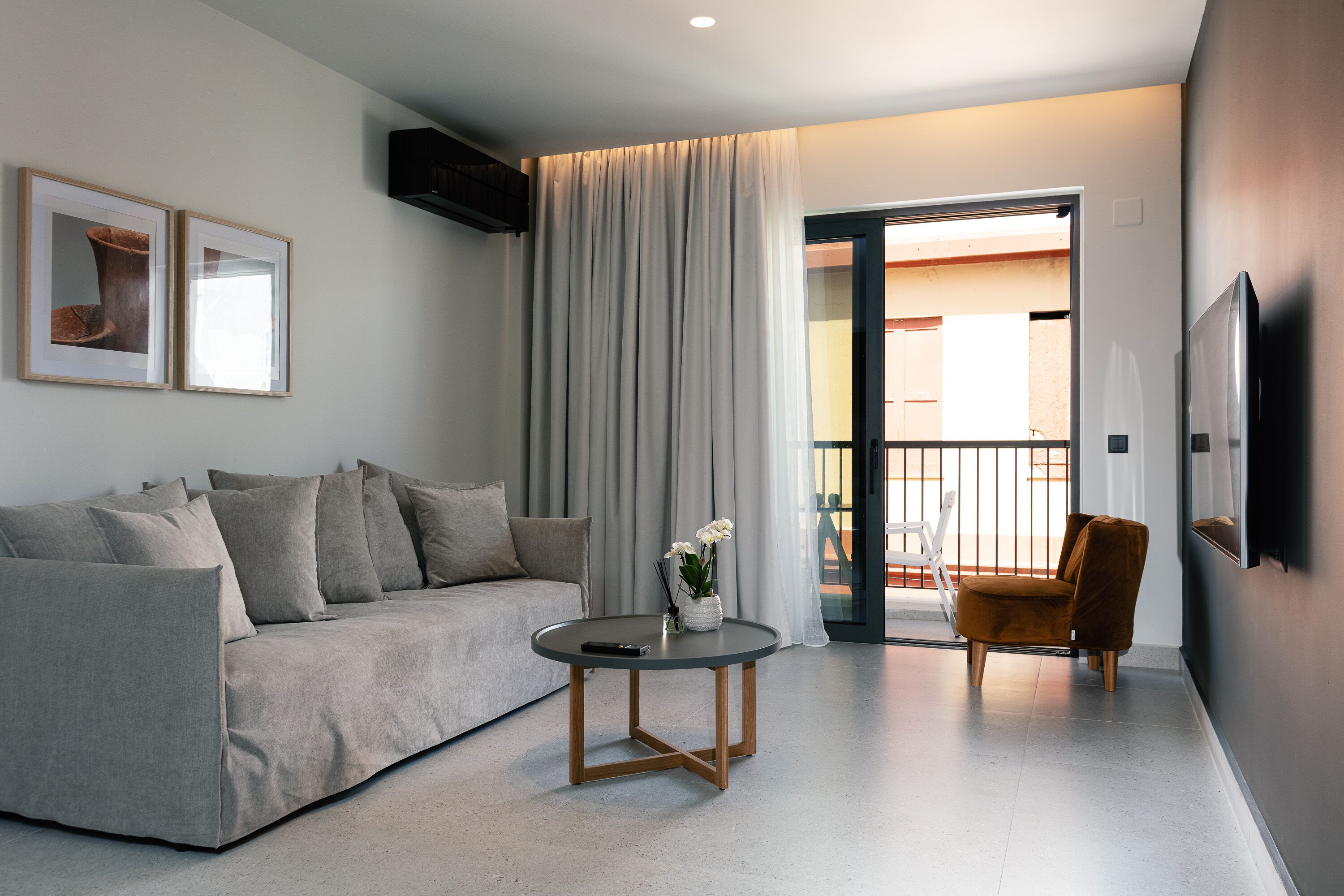 Porta Suites
