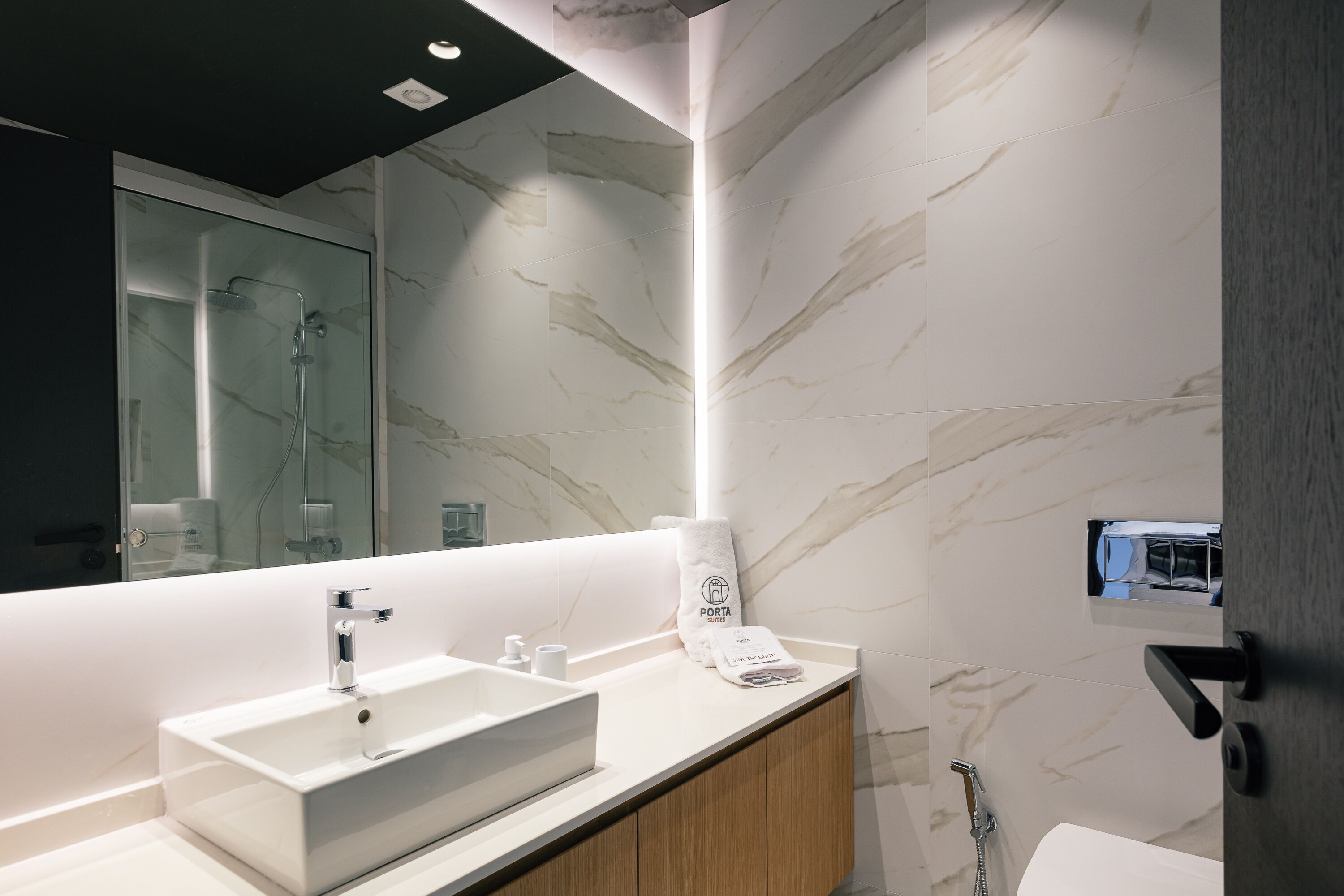 Porta Suites