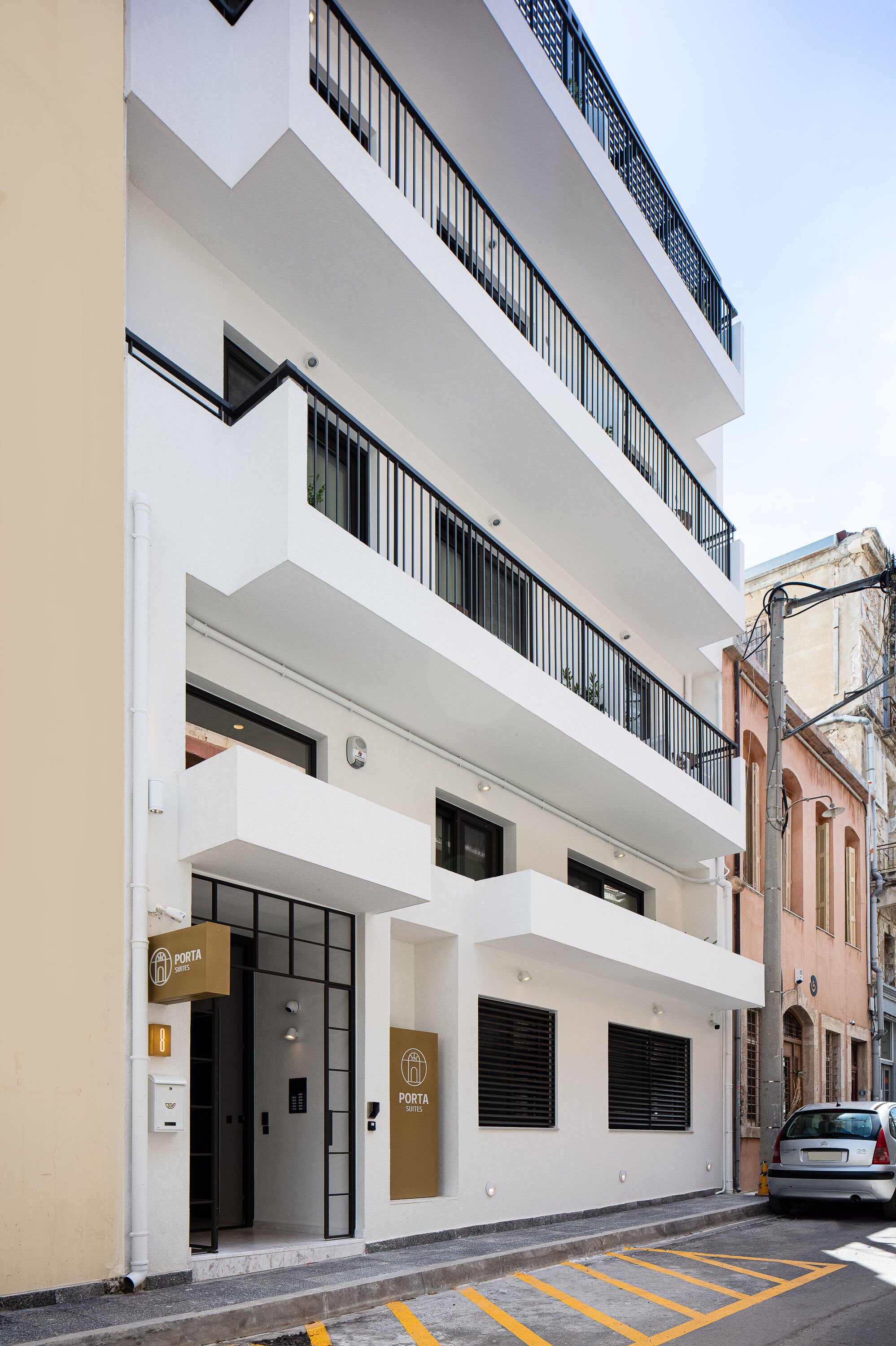 Porta Suites