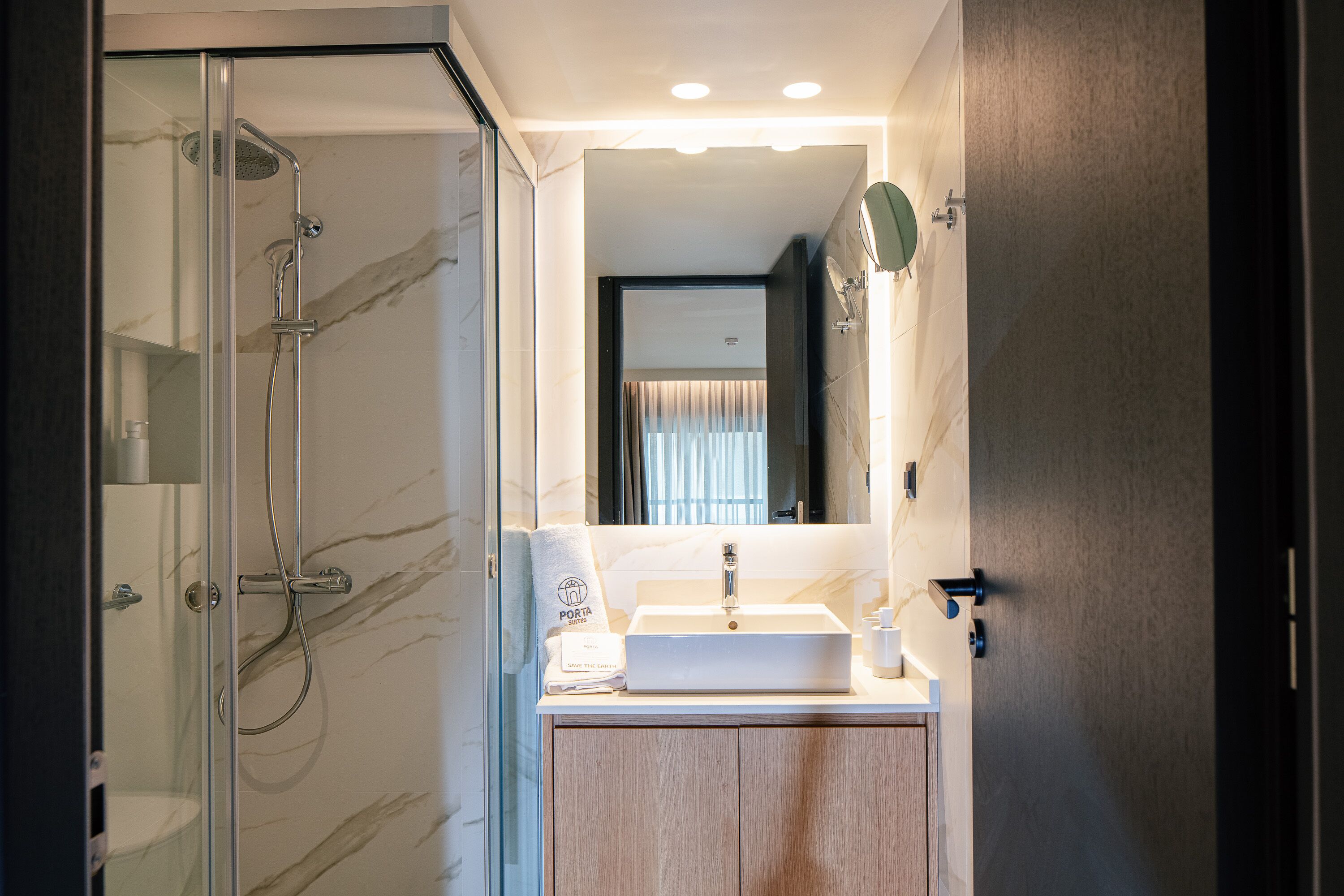 Porta Suites