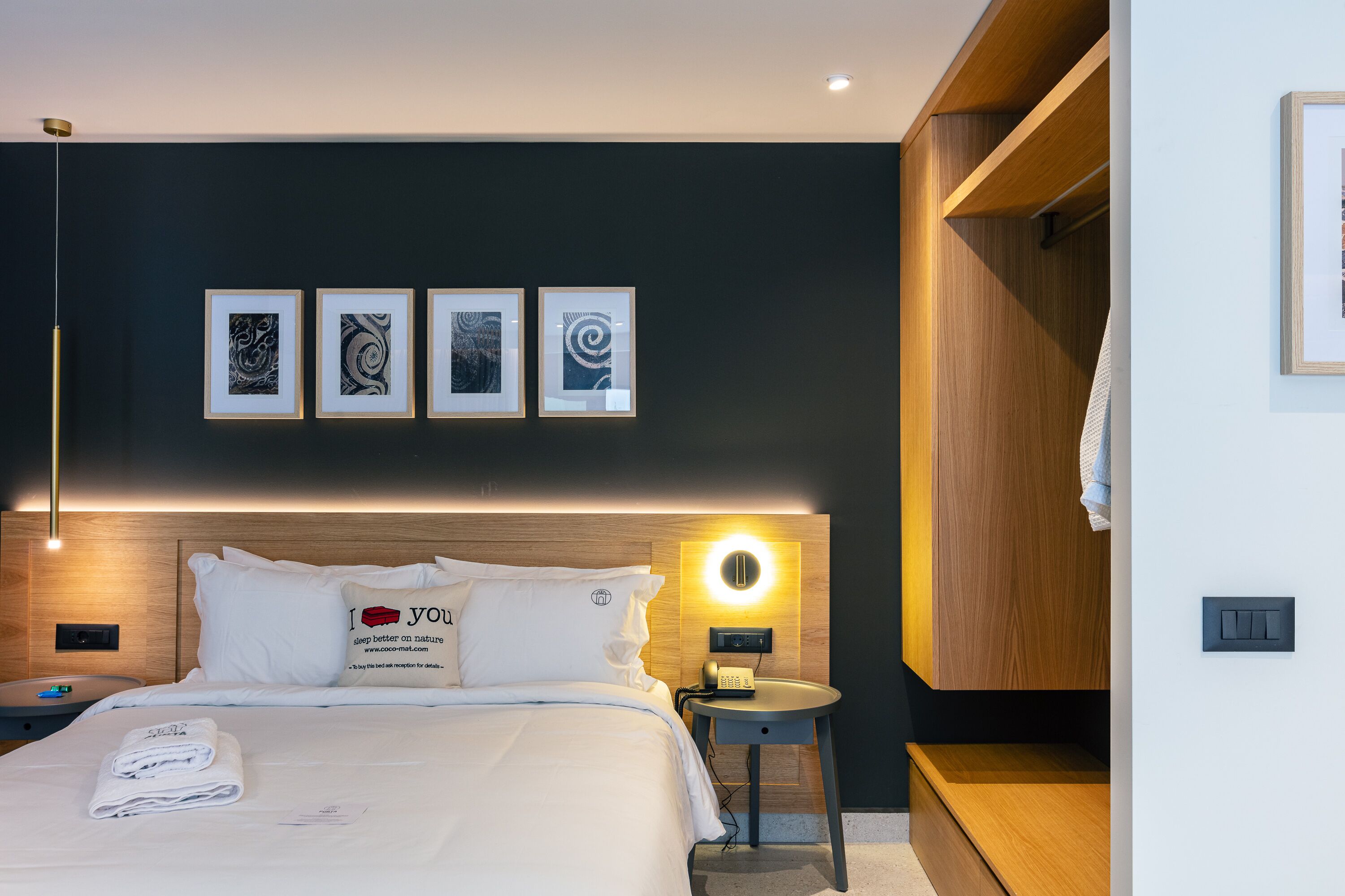 Porta Suites