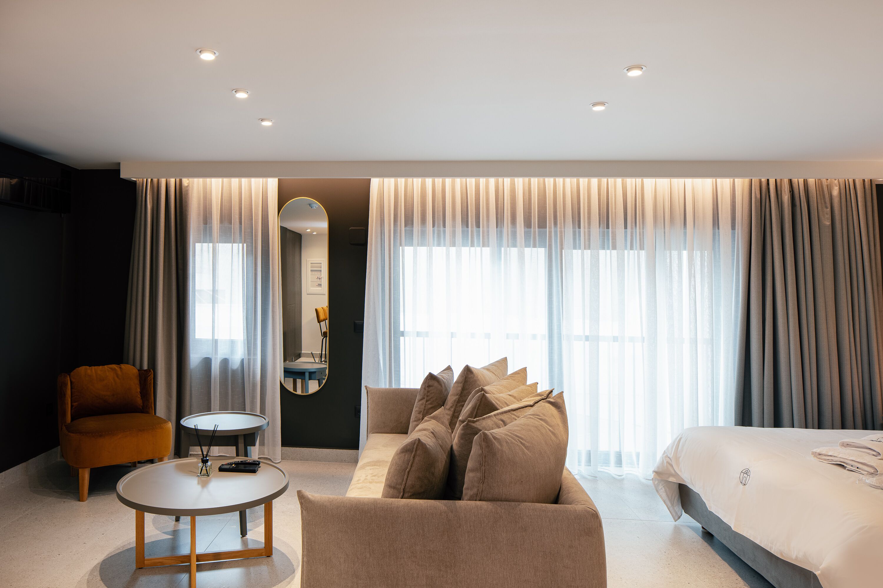 Porta Suites