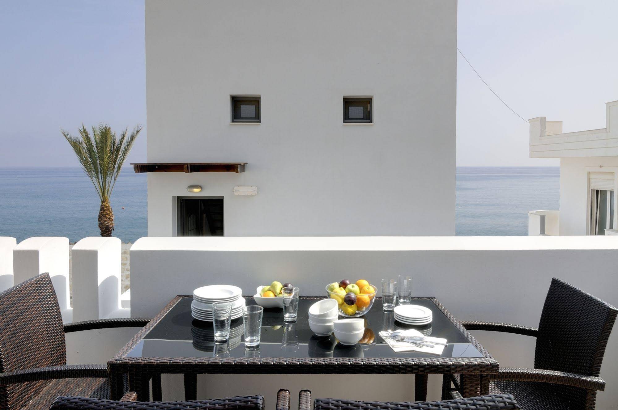 Myrtos Mare Suites