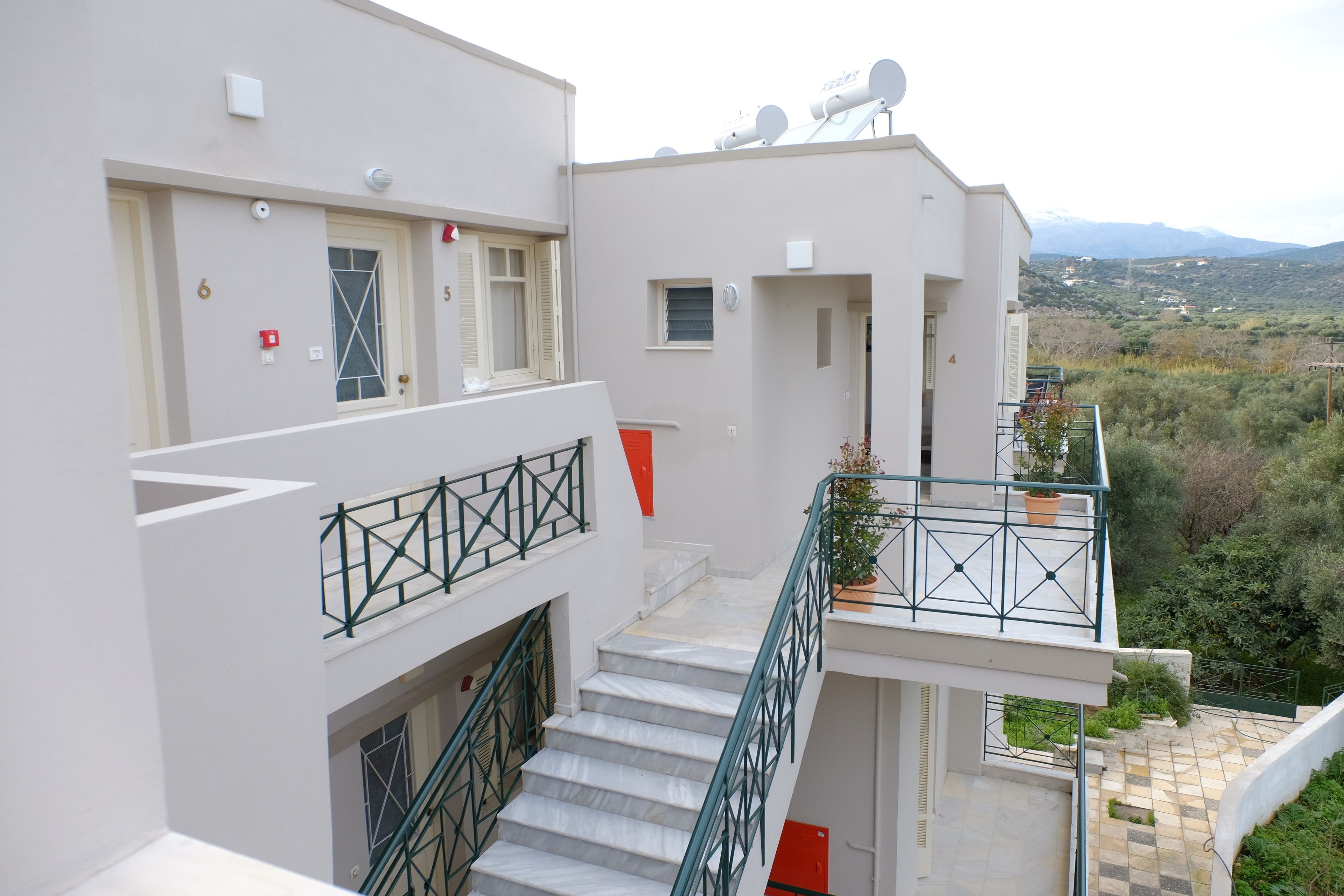 Dialinas Apartments