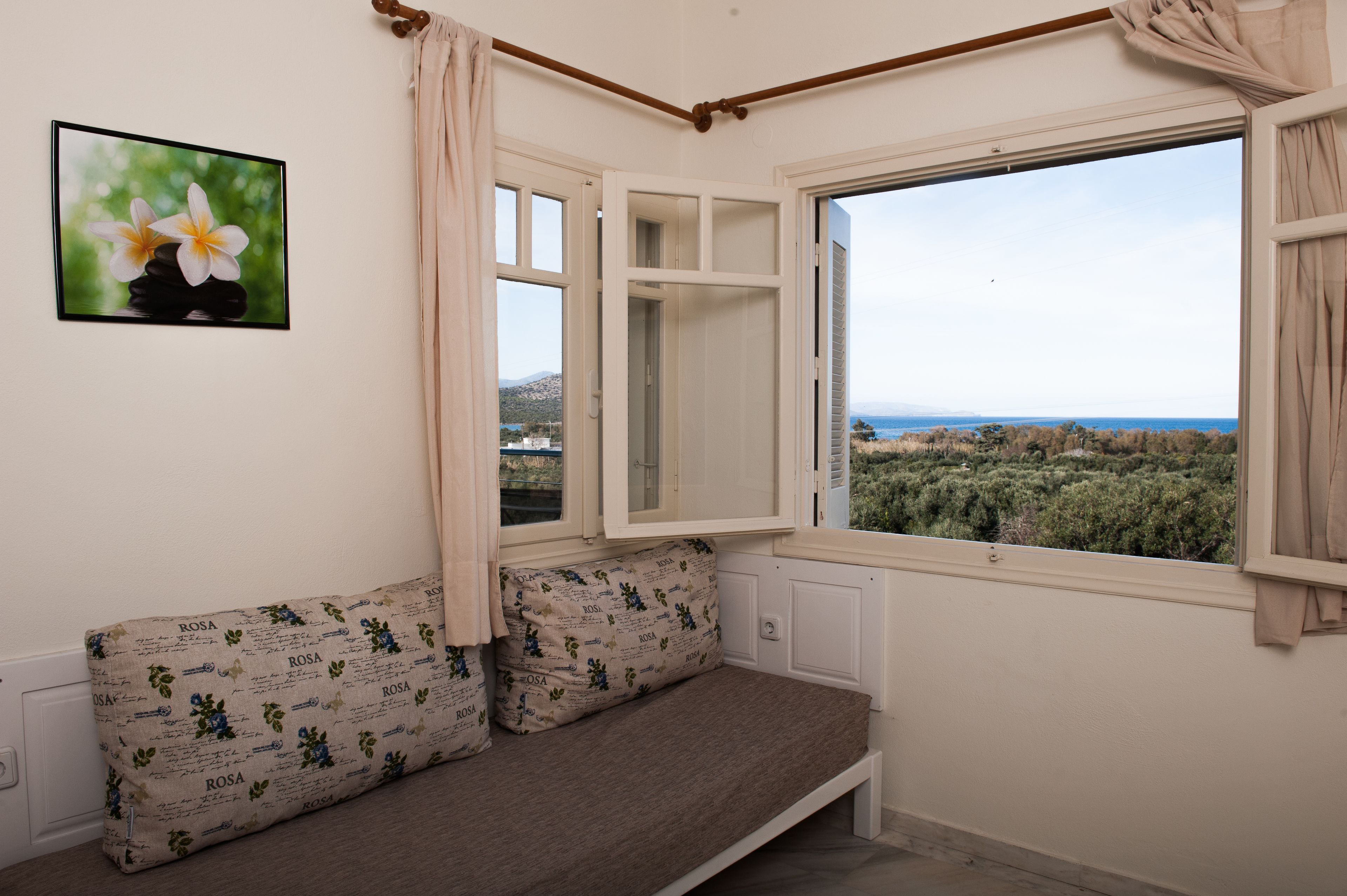 Dialinas Apartments