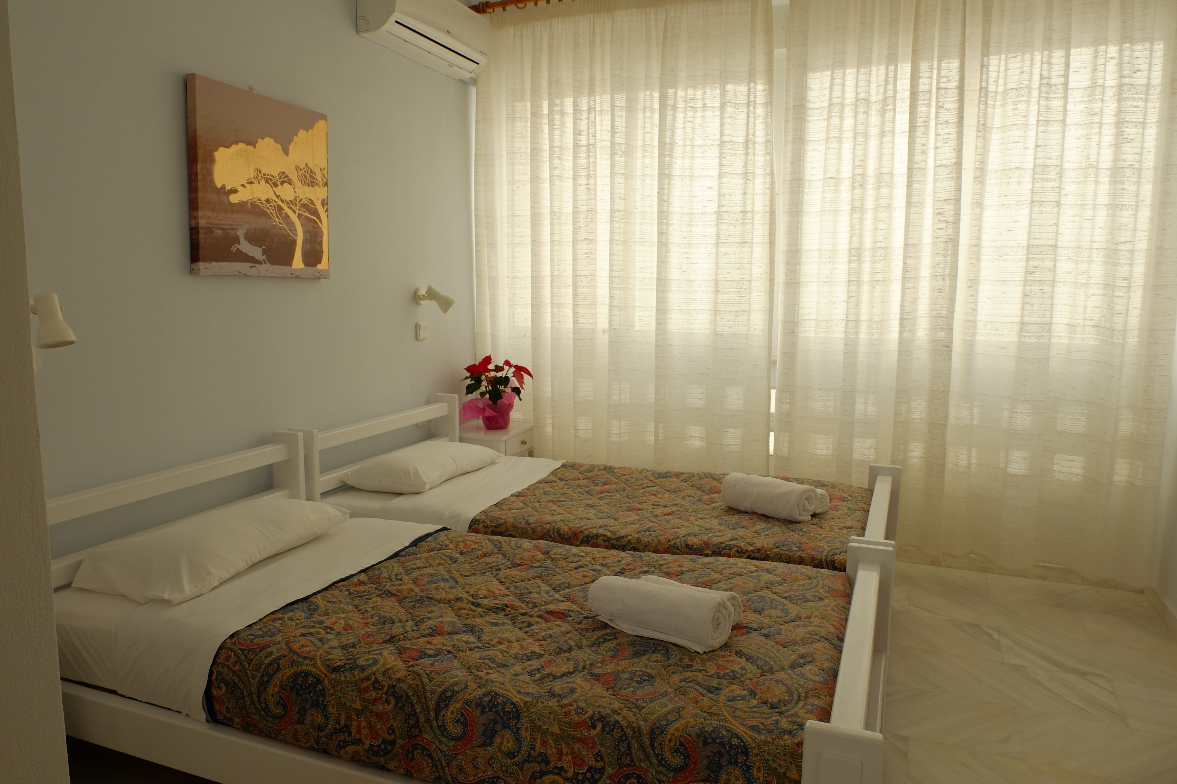 Dialinas Apartments