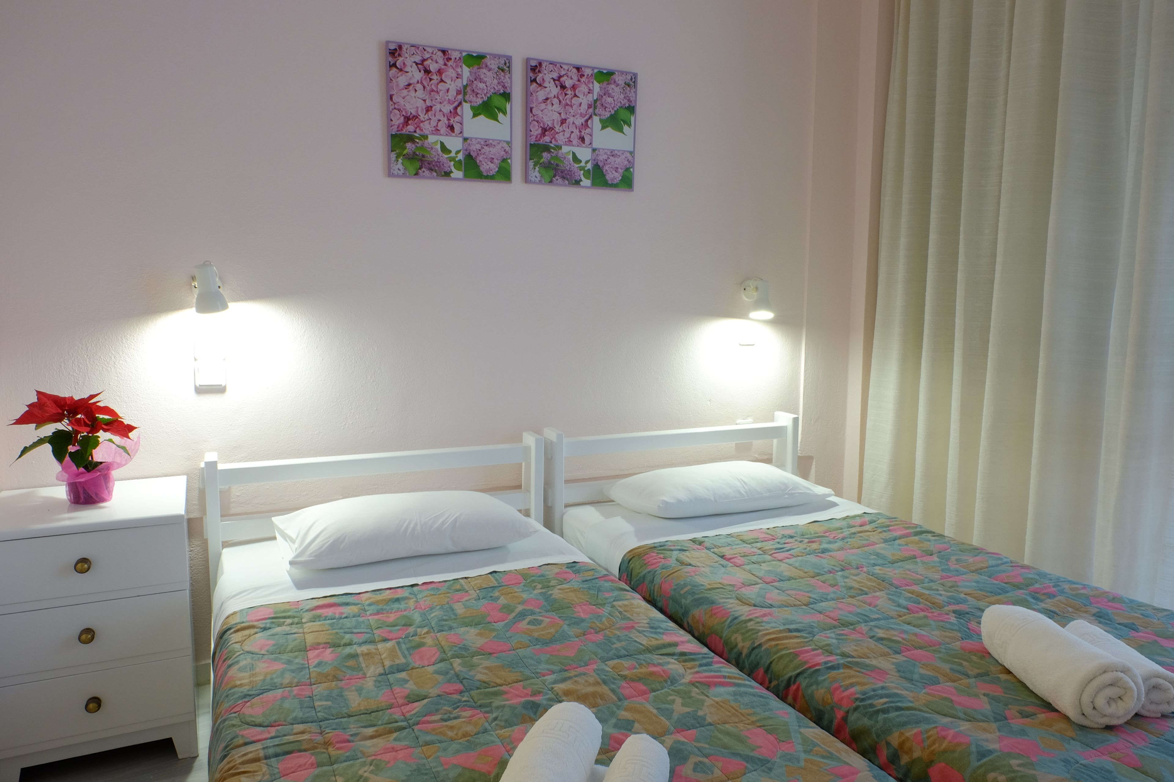 Dialinas Apartments