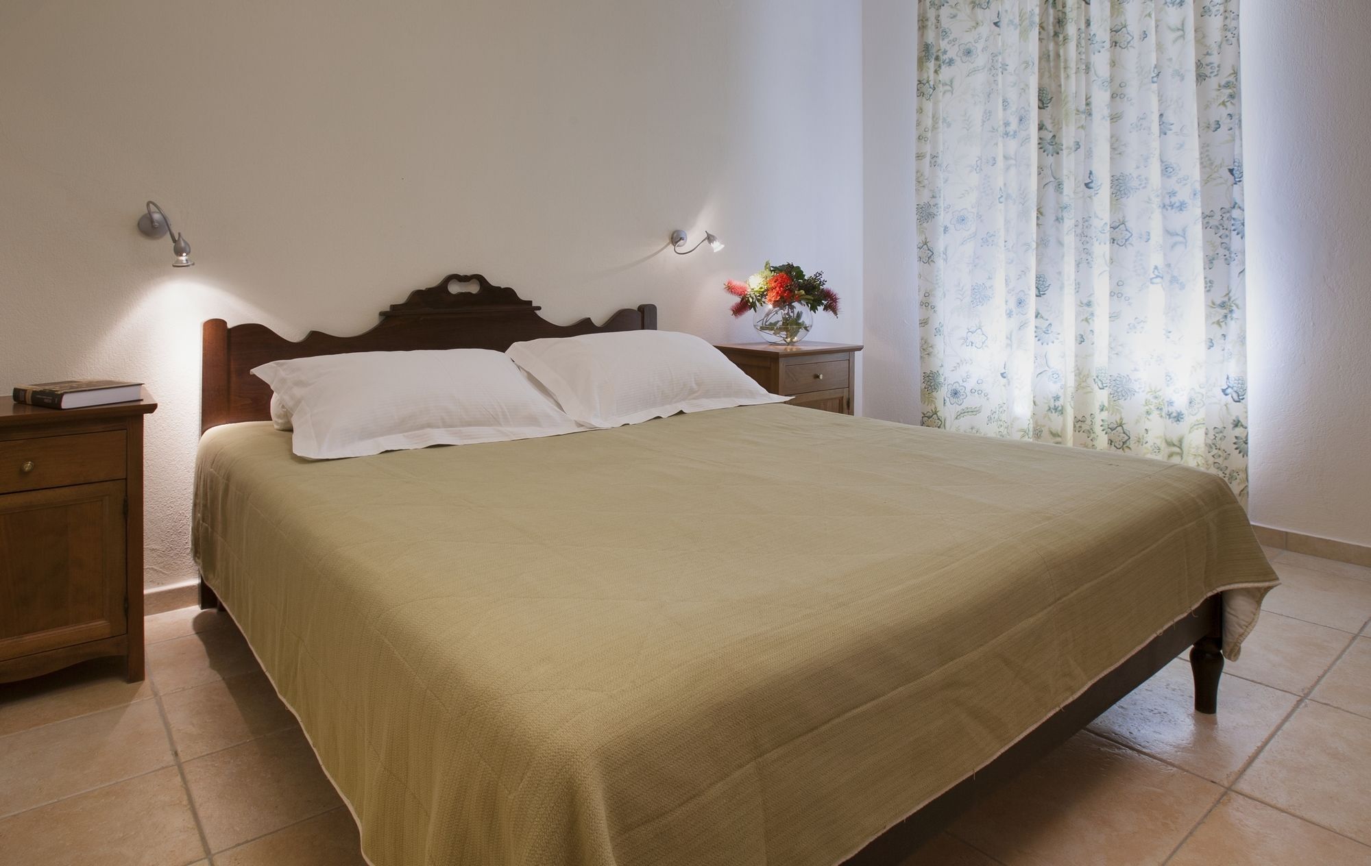 Istron Villas