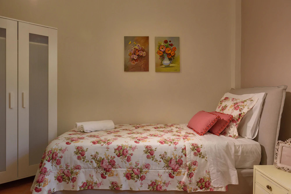 Tarsia Homes & Suites