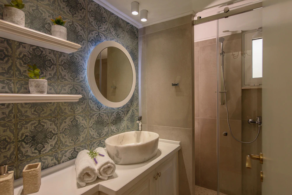Tarsia Homes & Suites
