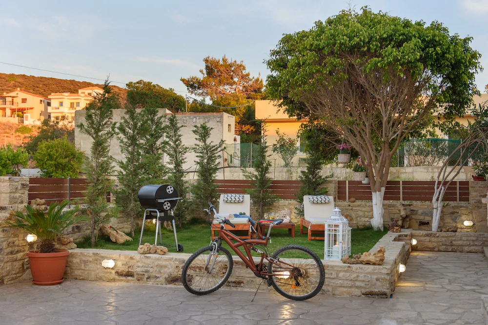 Tarsia Homes & Suites