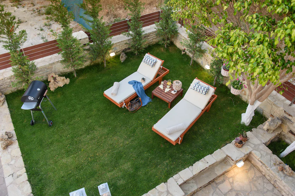 Tarsia Homes & Suites