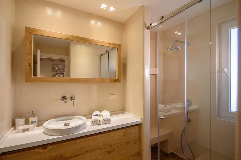 Tarsia Homes & Suites
