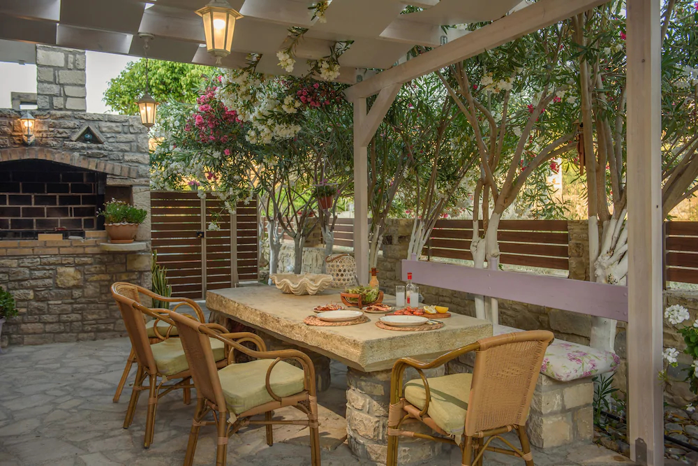 Tarsia Homes & Suites