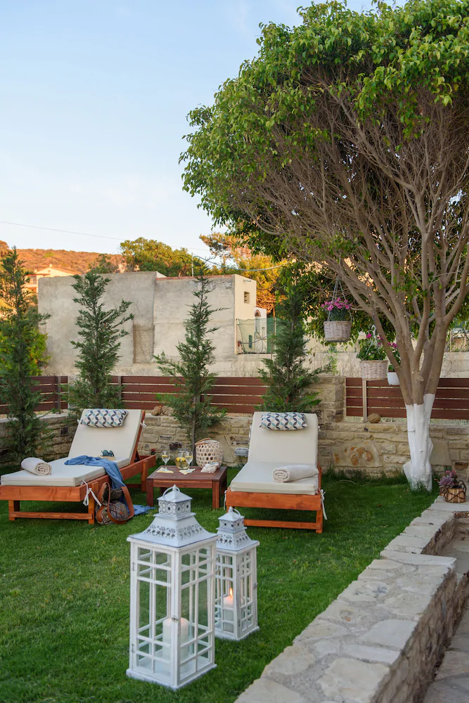 Tarsia Homes & Suites