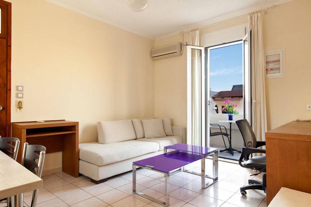 Giorgis Blue Apartments