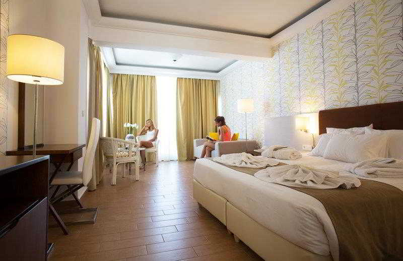 Kalyves Beach Hotel