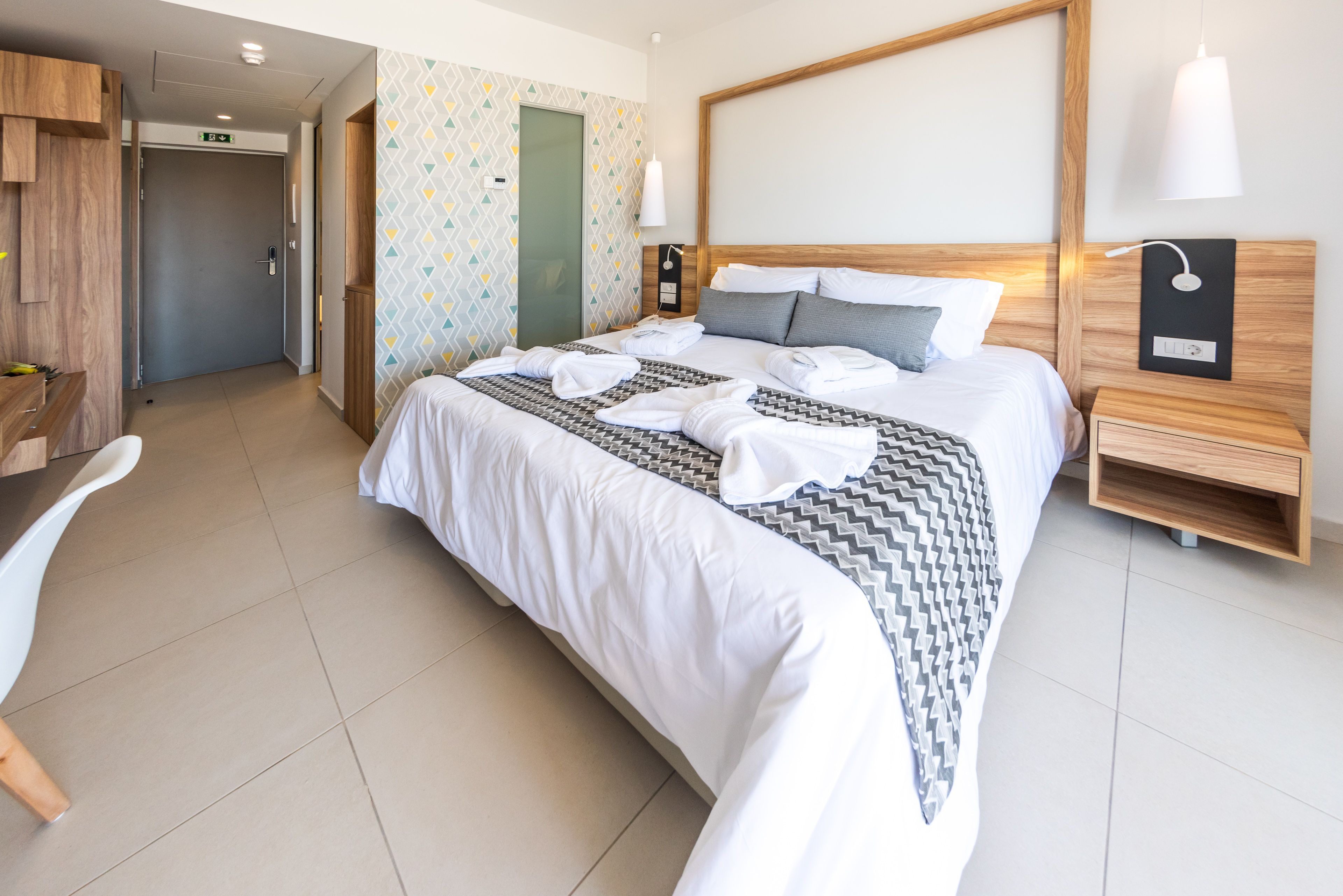 Kiani Beach Resort