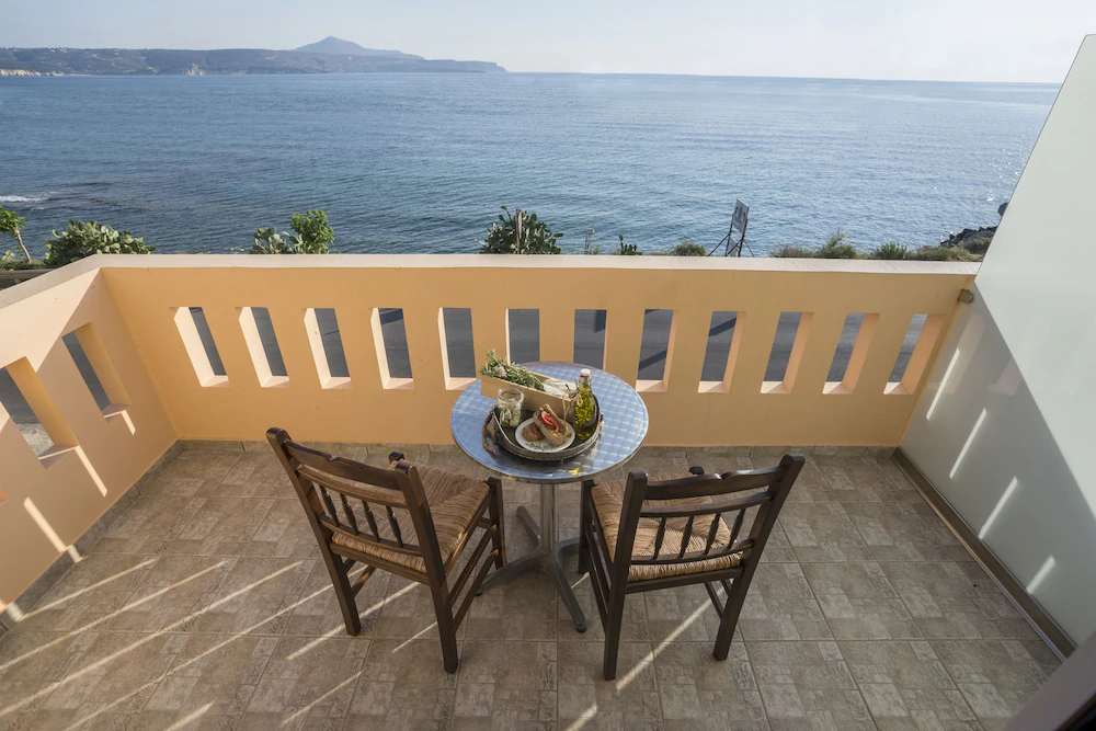 Porto Kalyves Hotel Seaside Apartments