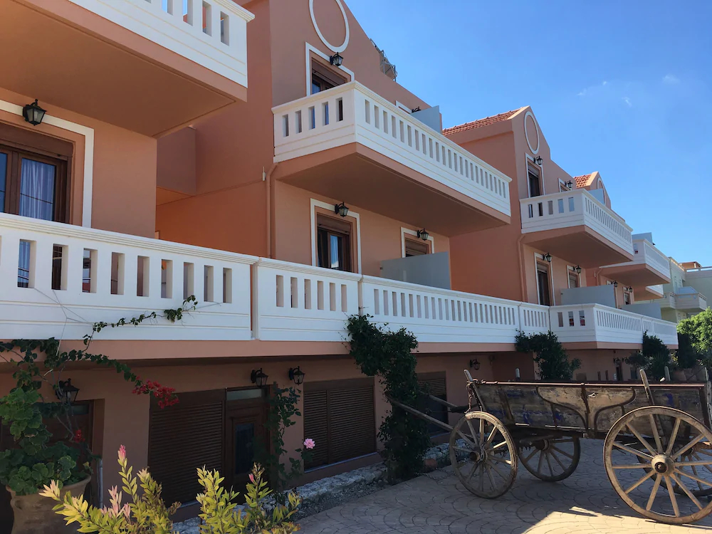 Porto Kalyves Hotel Seaside Apartments