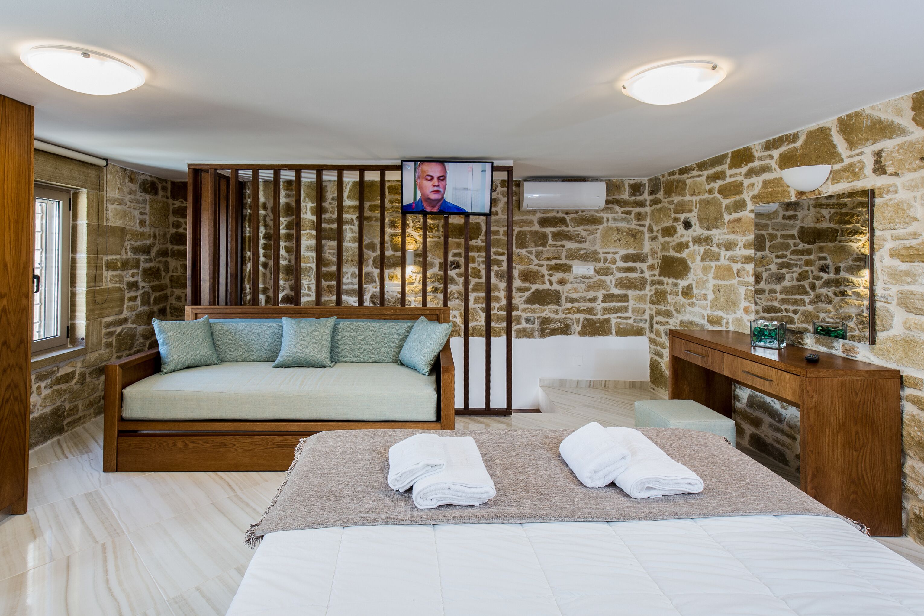 Agarathos Homes