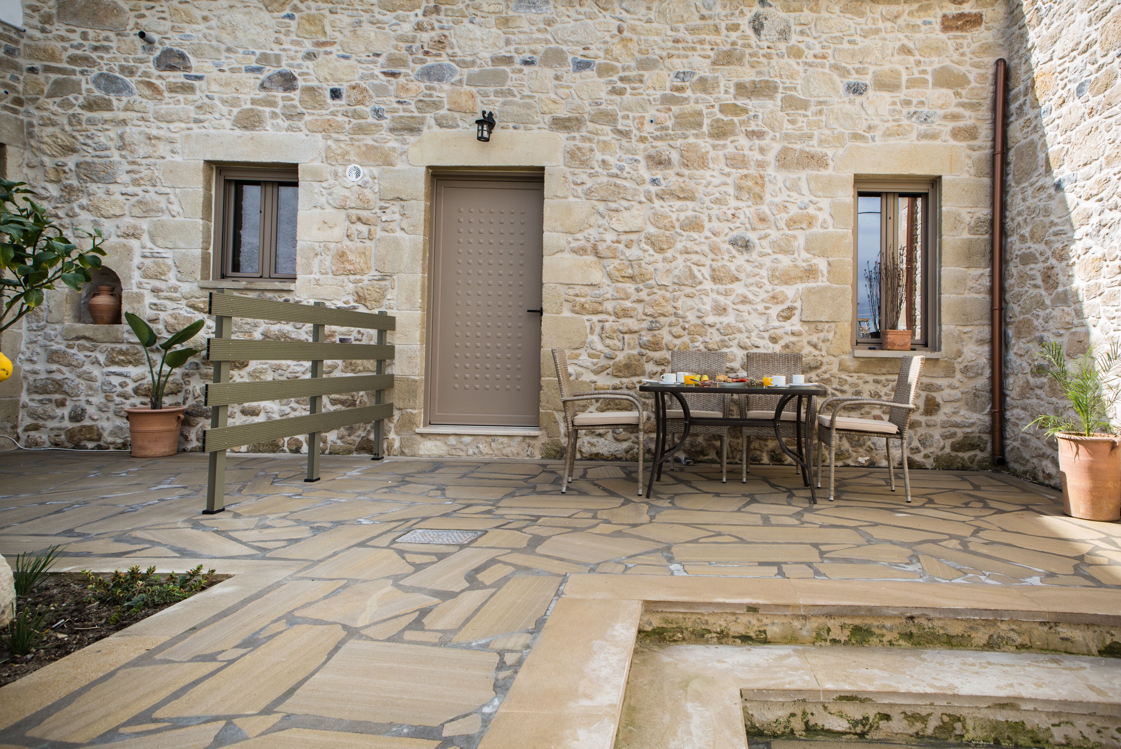 Agarathos Homes
