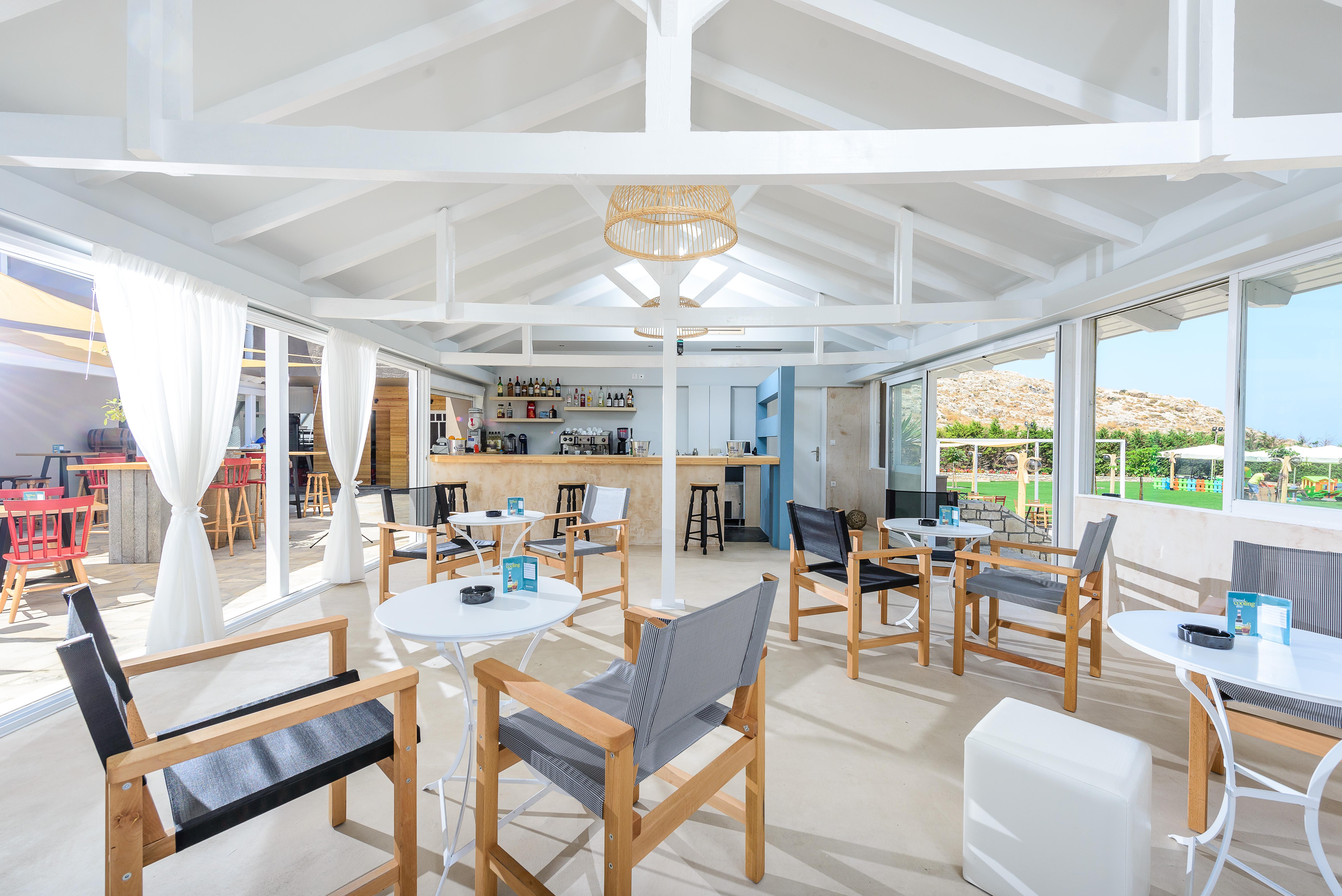 Anemos Suites