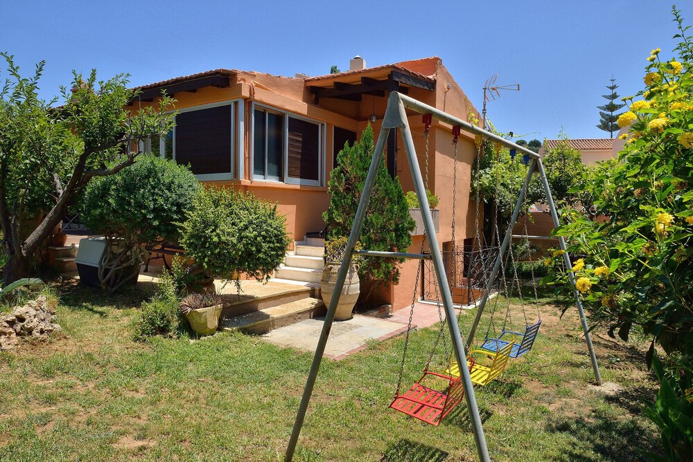 Anna's Sea House