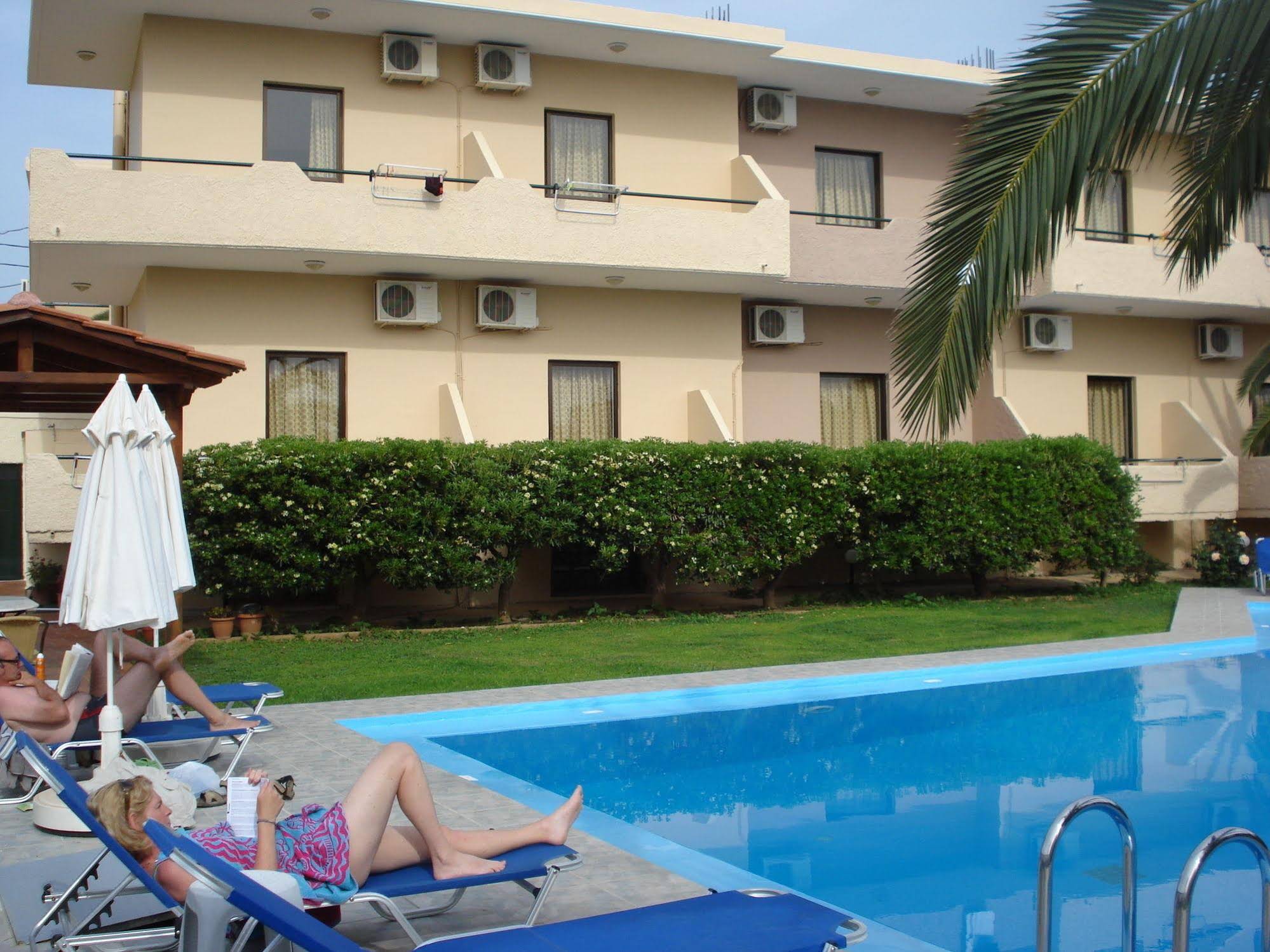 Argo Apartments