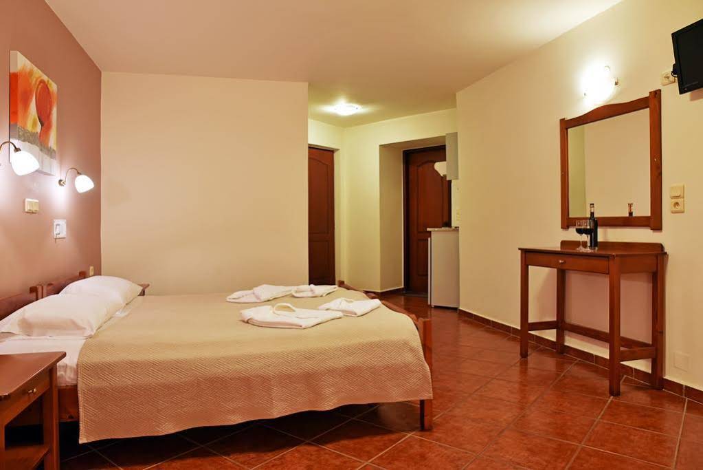 Iolkos Hotel