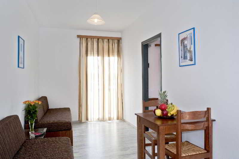 Nontas Suites