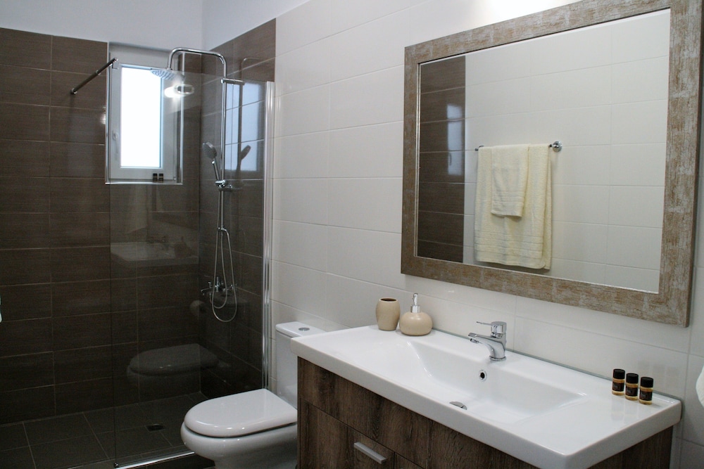 Orama Suites