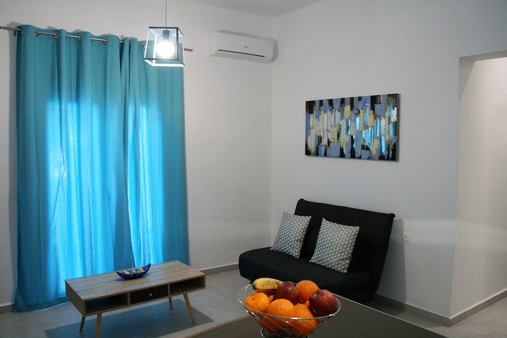 Orama Suites