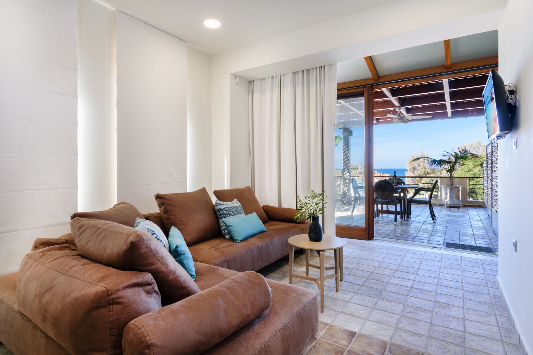 Xenios Dias Apartments