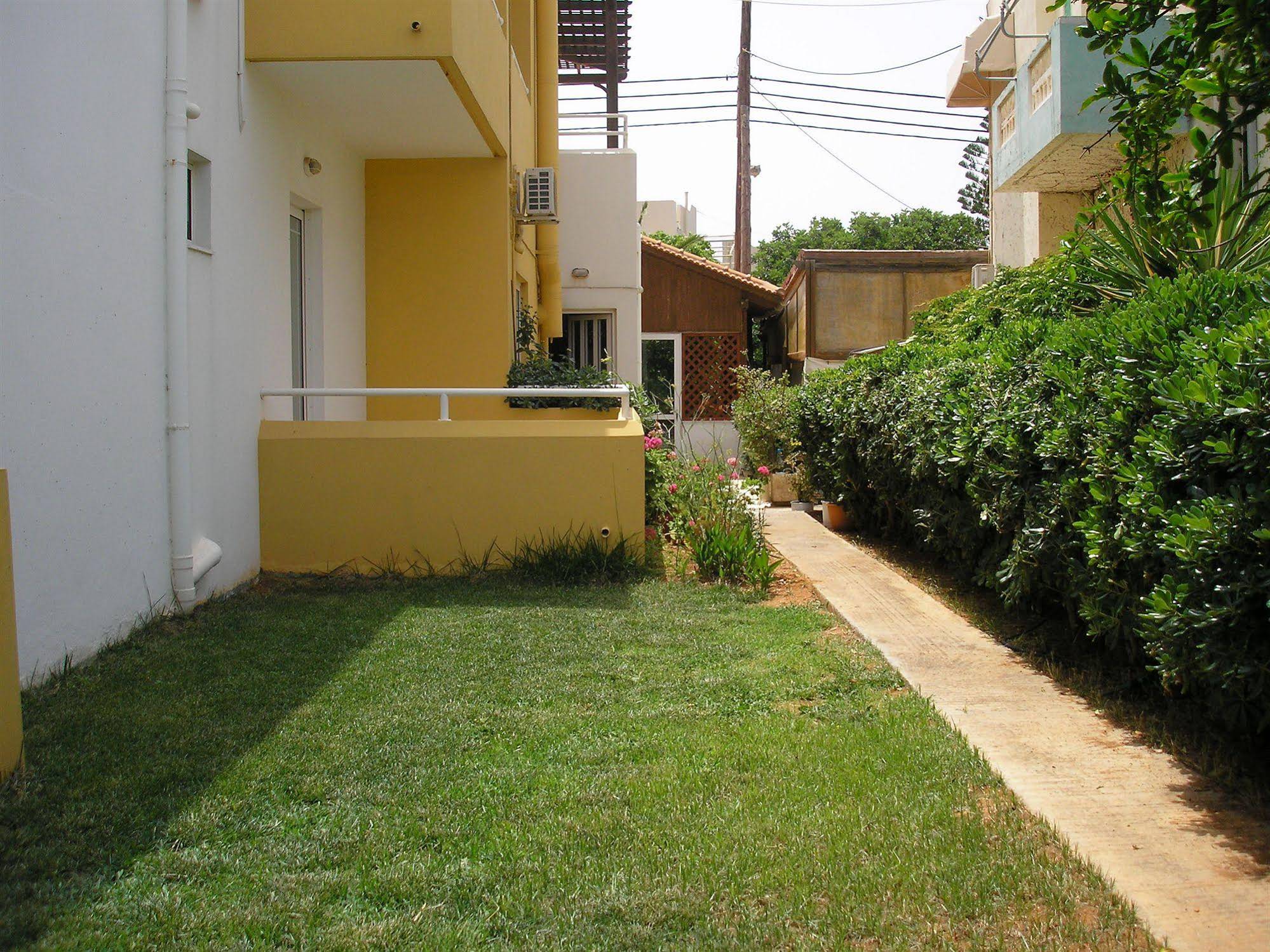 Dimitra Apartments