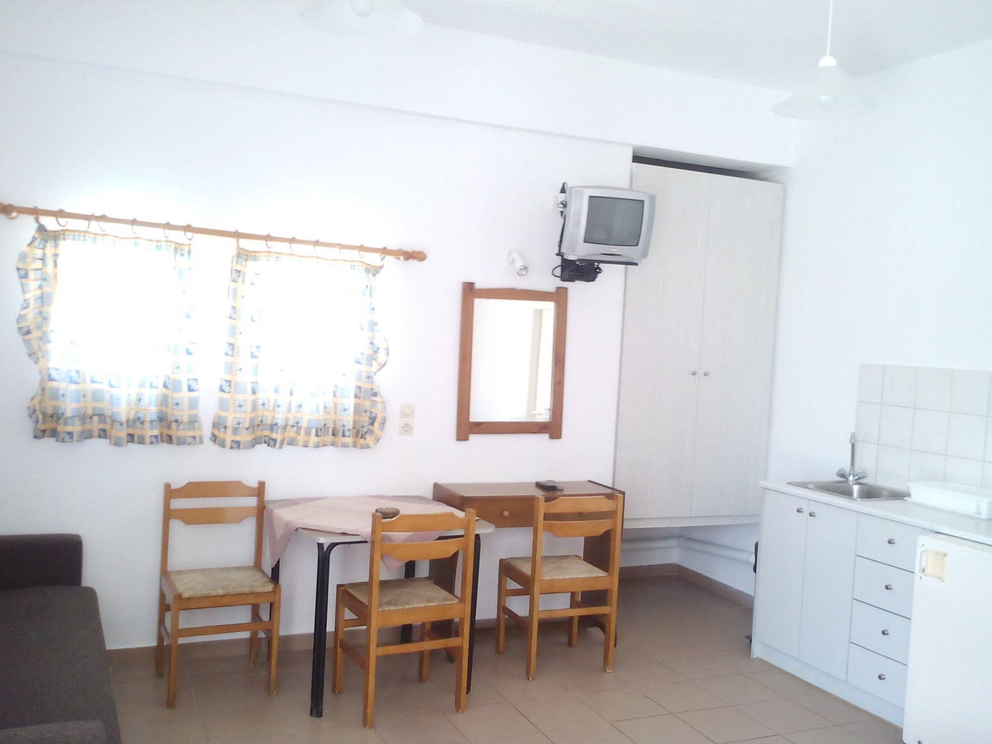Dimitra Apartments
